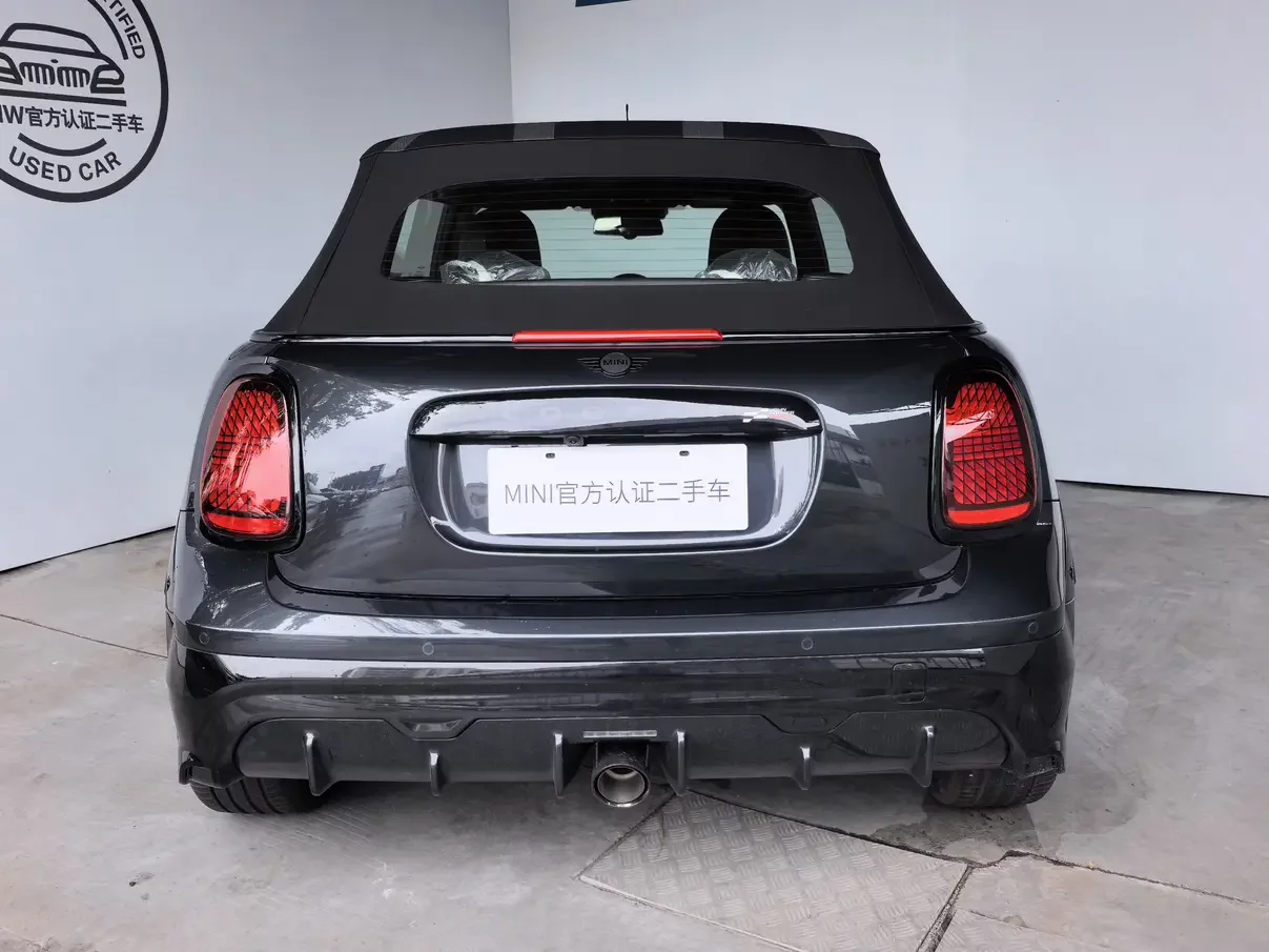 MINI JCW