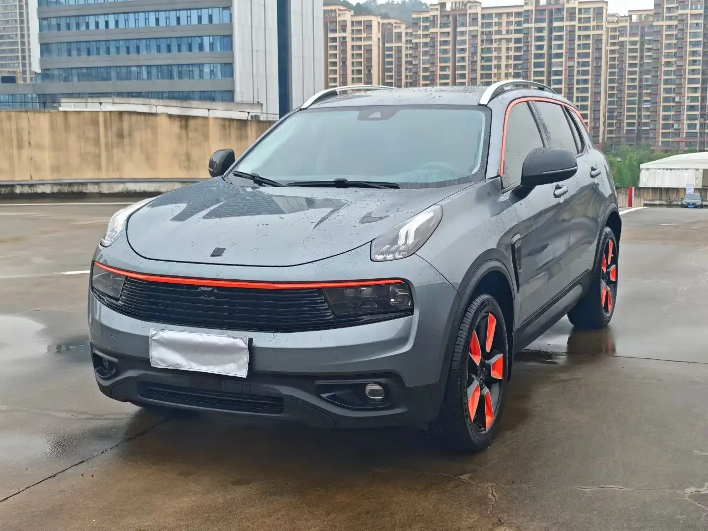 Lynk & Co 01