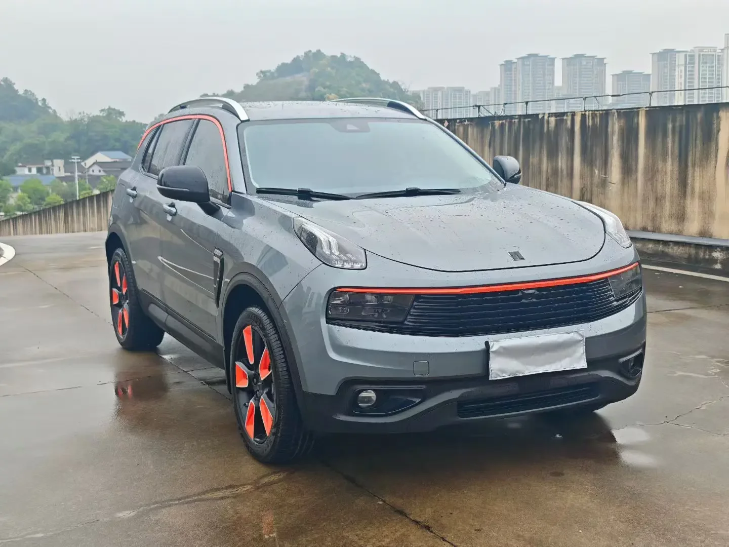 Lynk & Co 01
