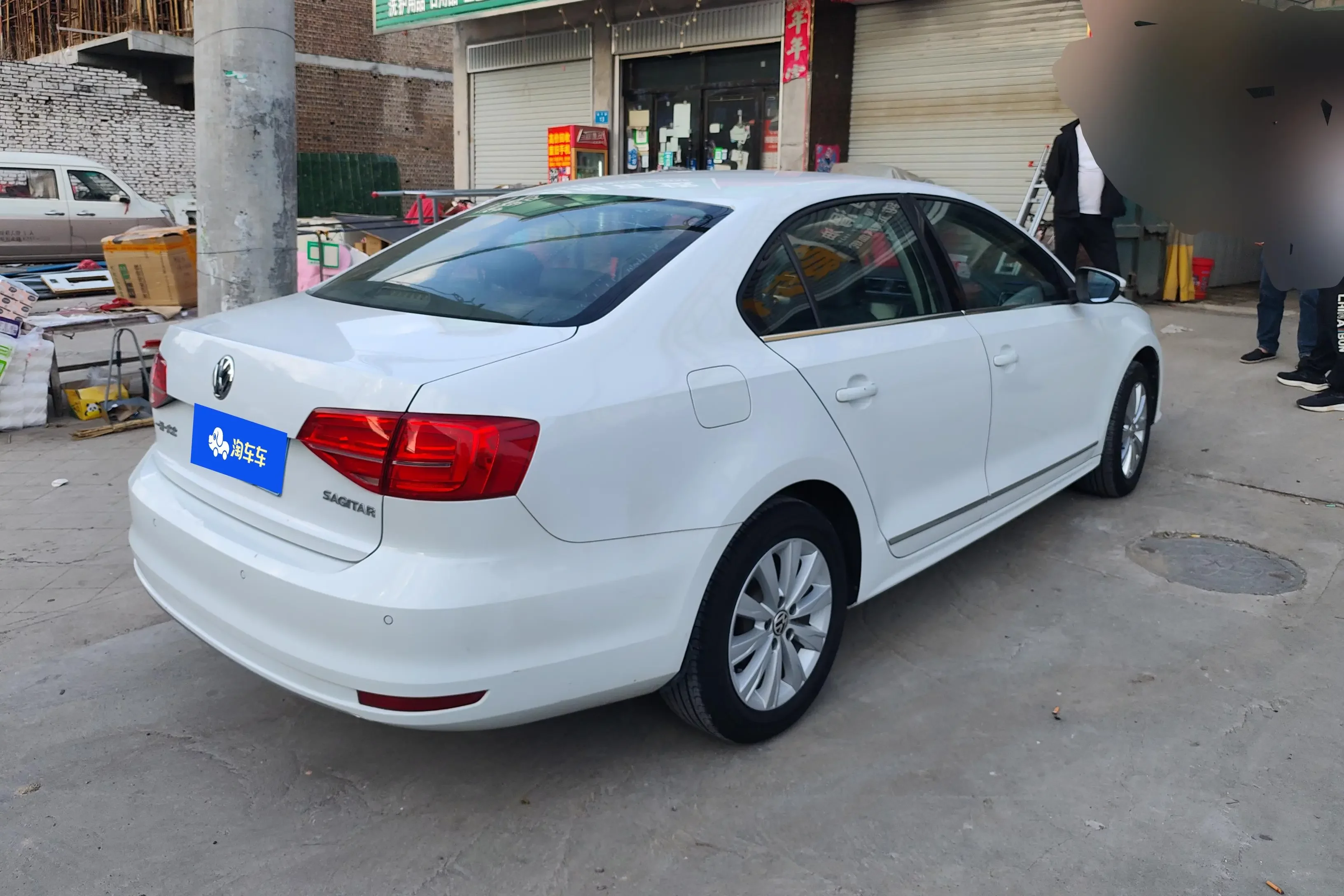 Volkswagen Sagitar