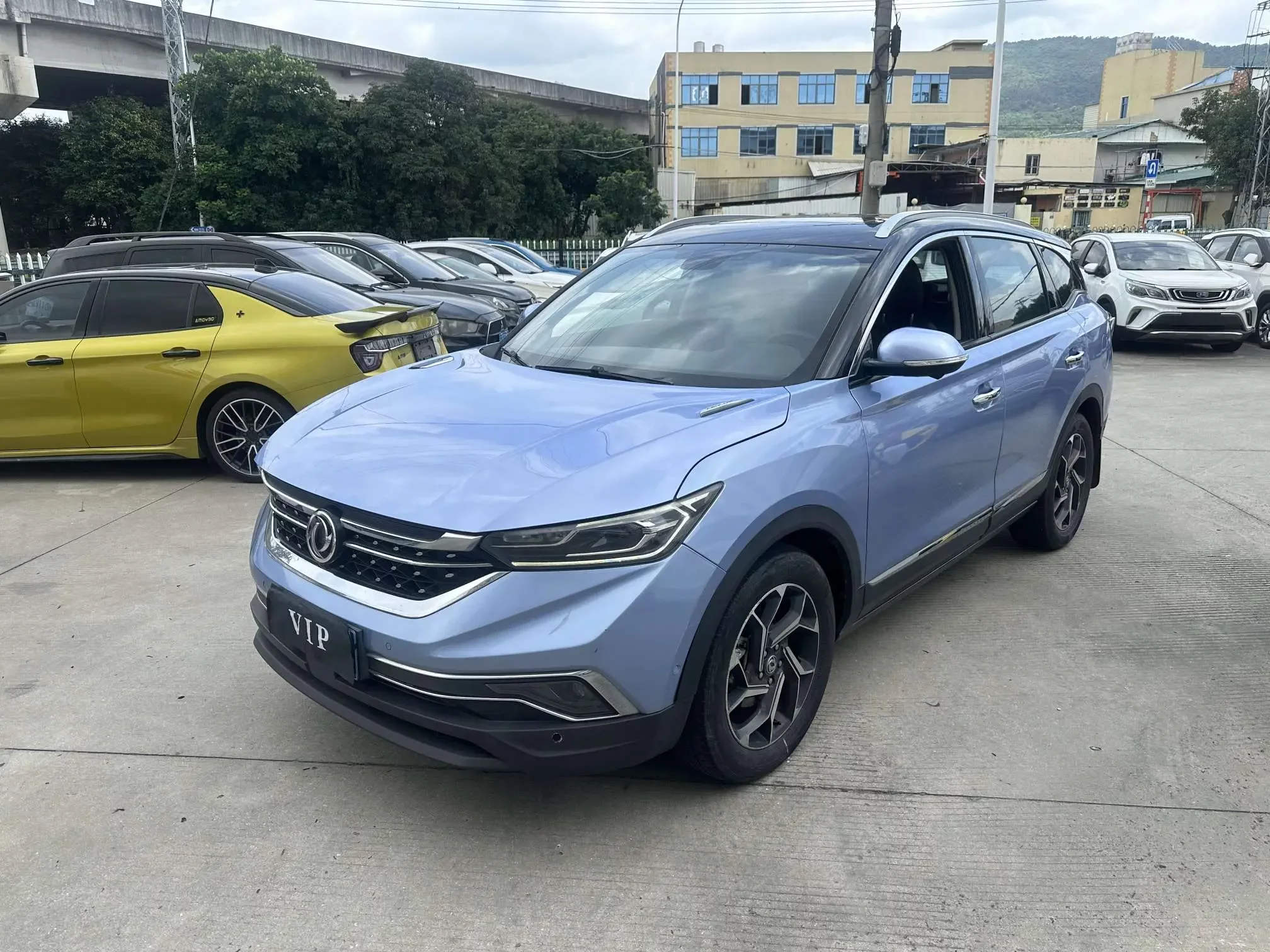 Dongfeng Fengshen AX7