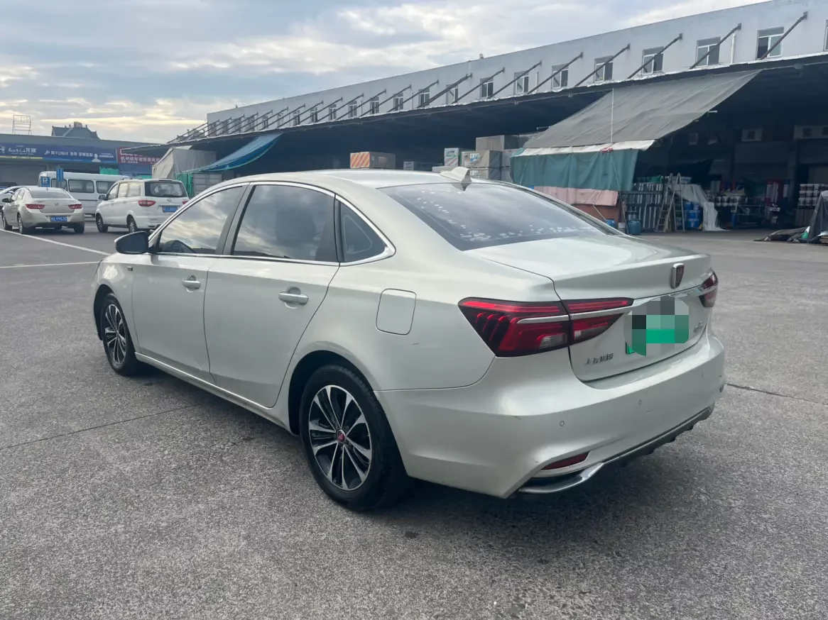Roewe ei6