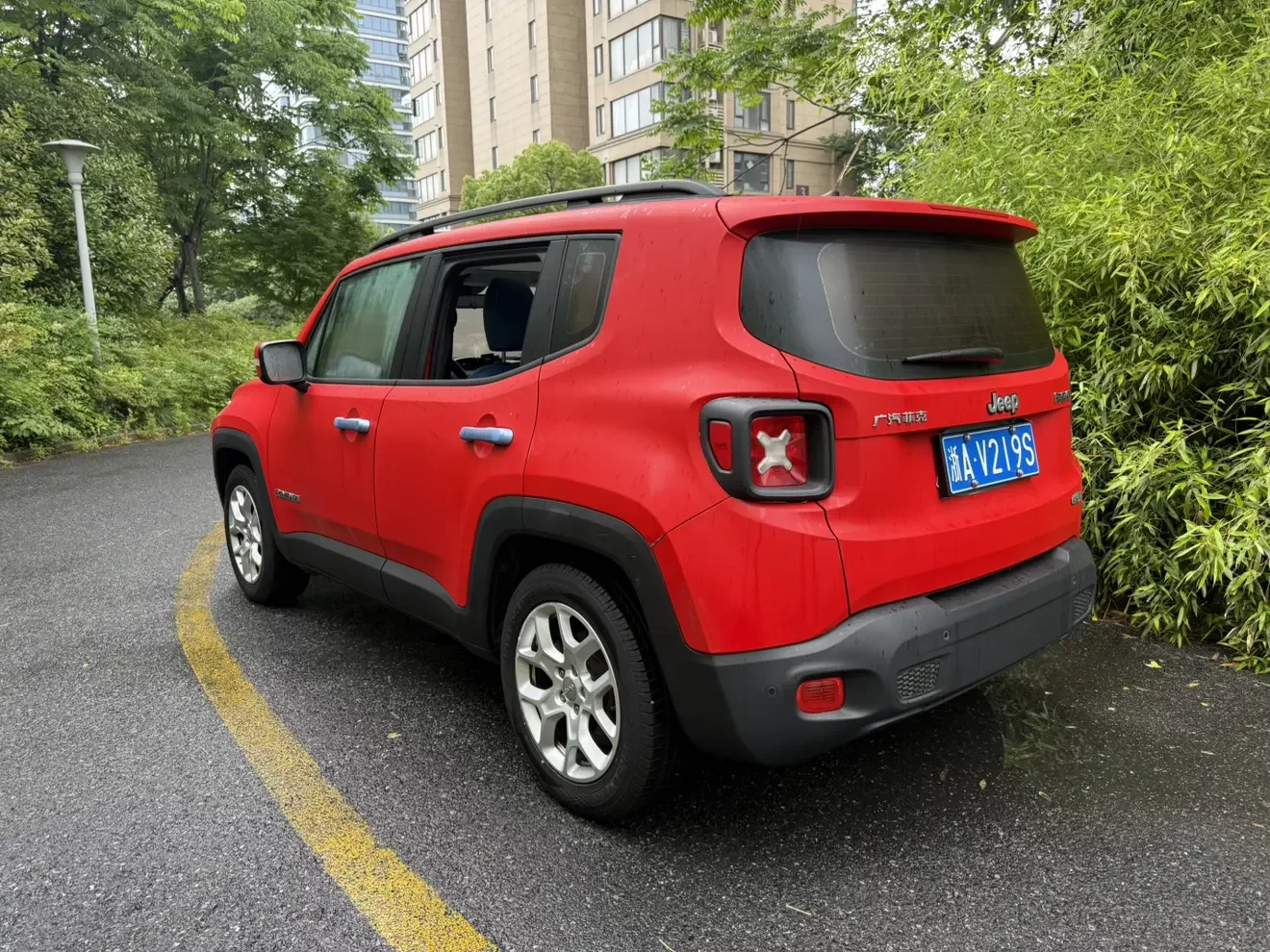 Jeep Freeman