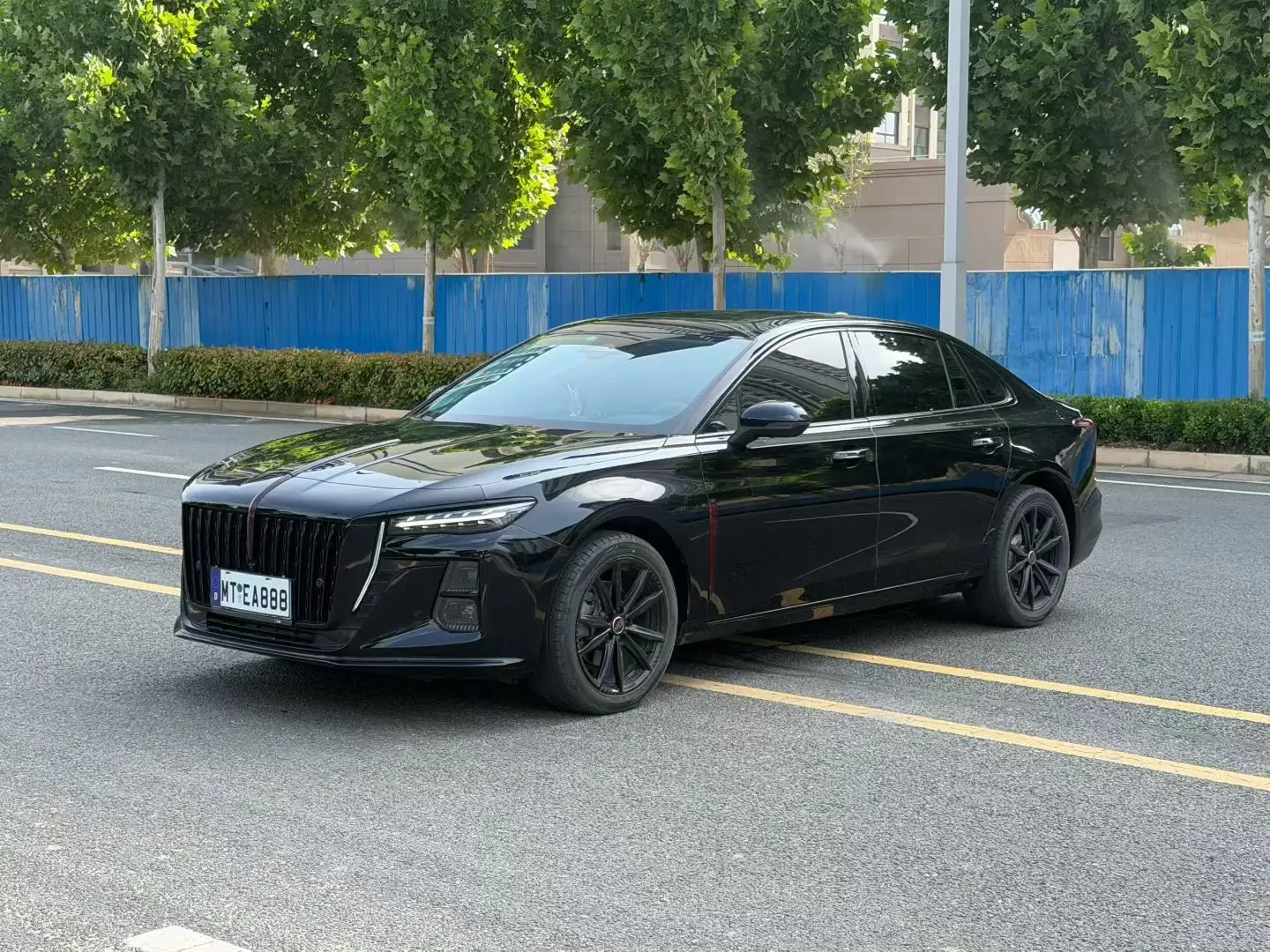 Hongqi H5
