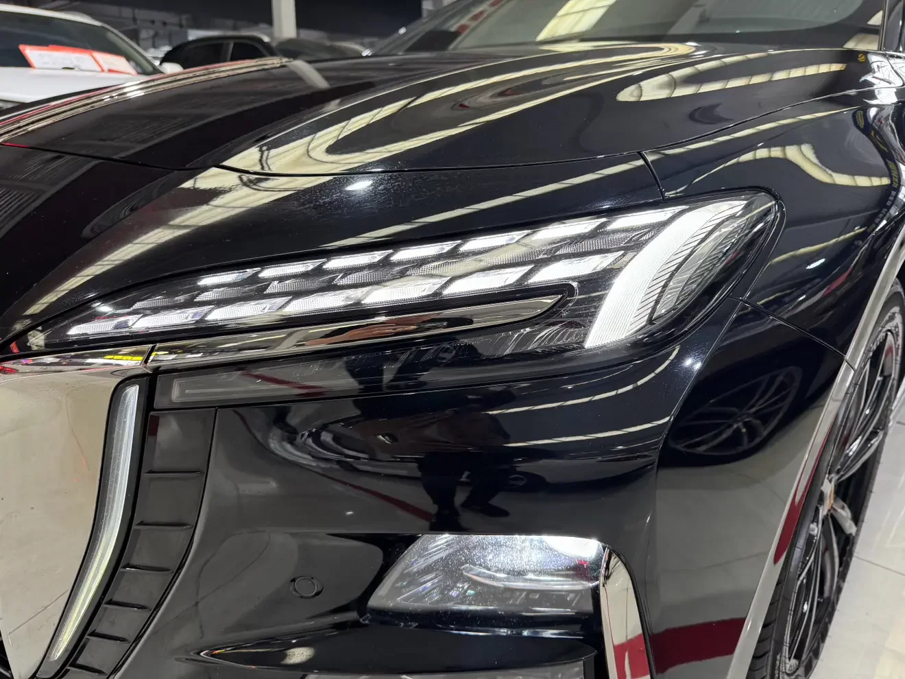 Hongqi H6