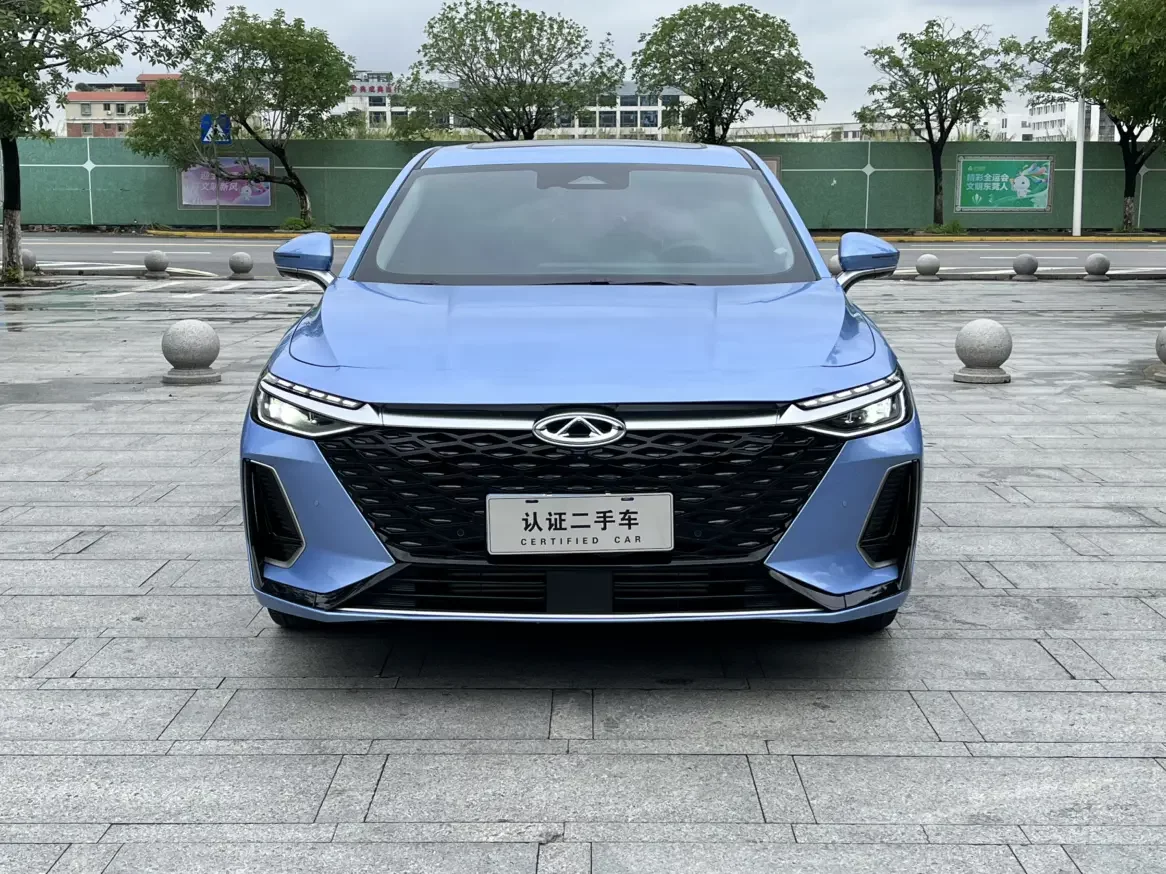 Chery Arrizo 8