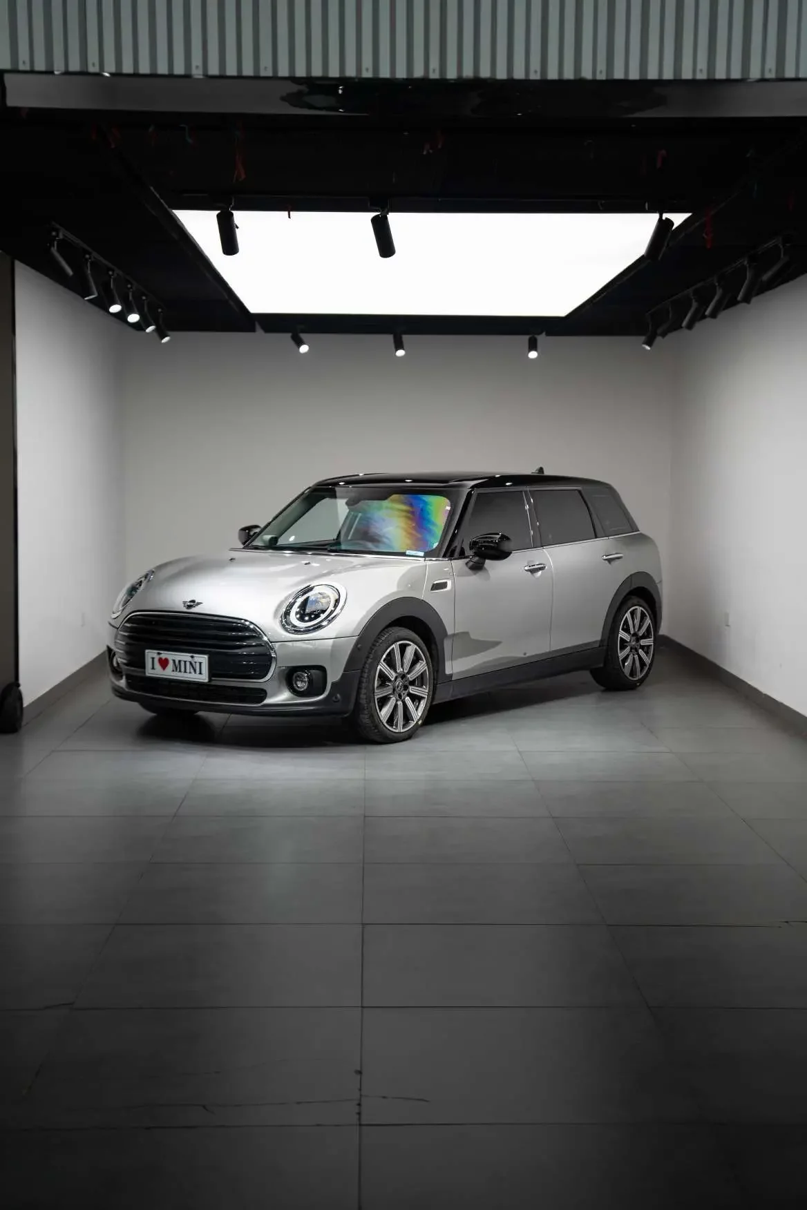 MINI CLUBMAN
