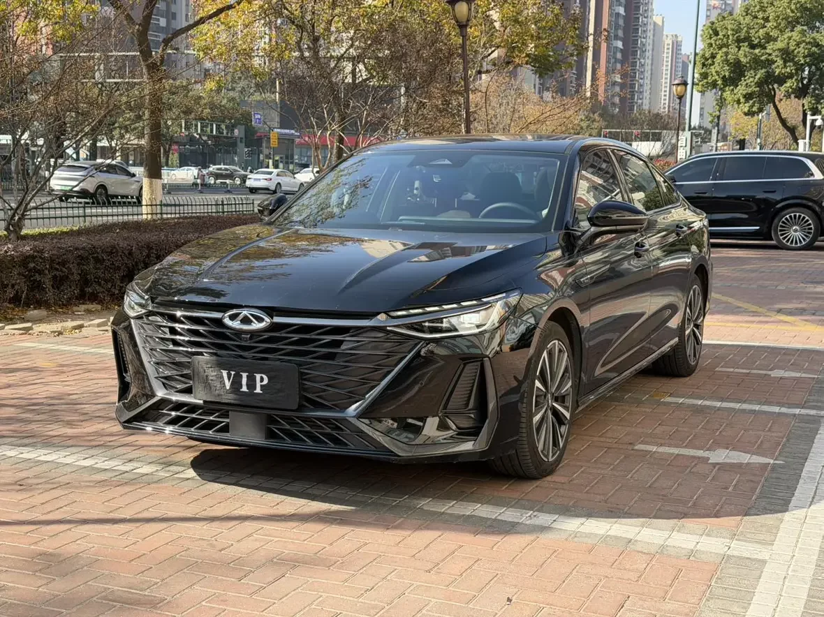 Chery Arrizo 8