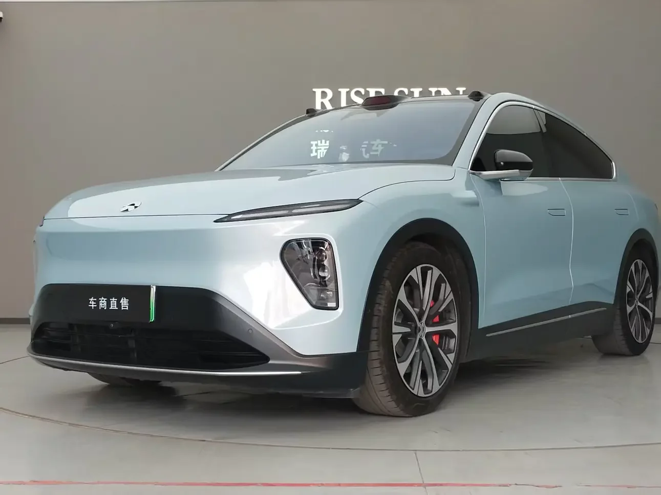 NIO EC7