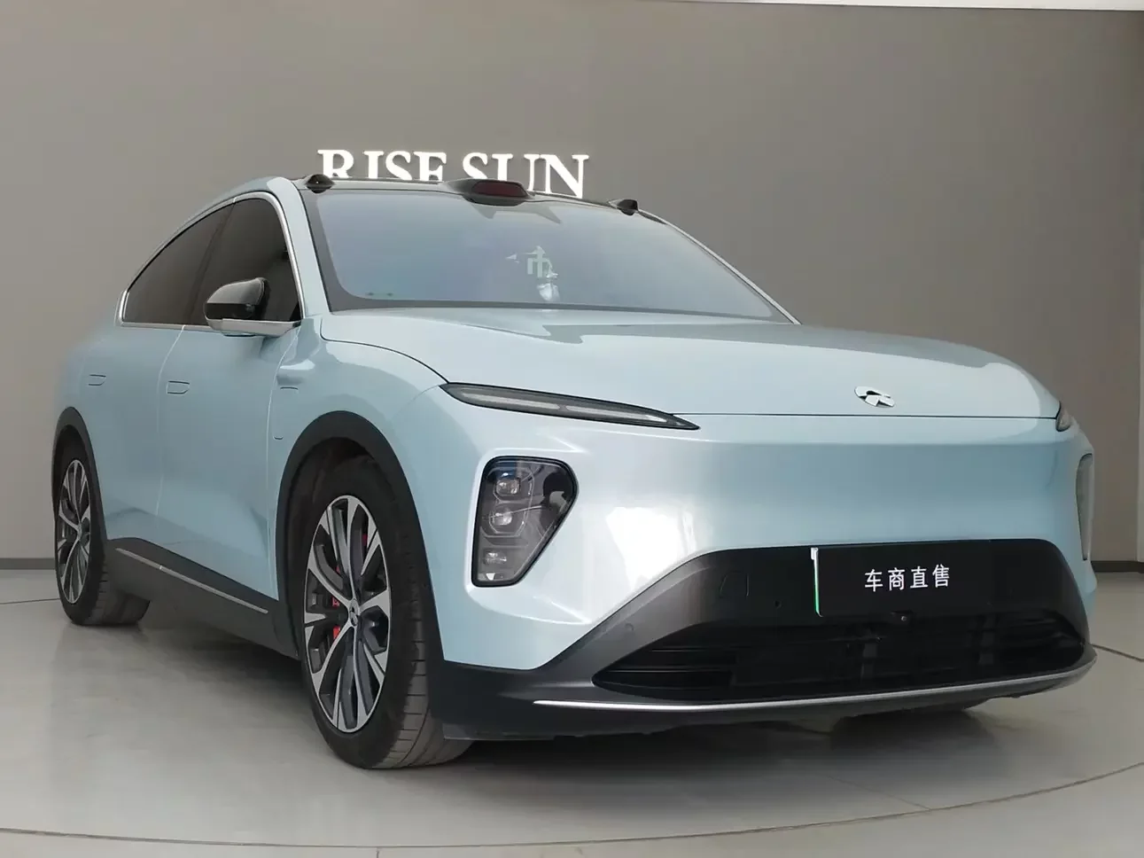 NIO EC7