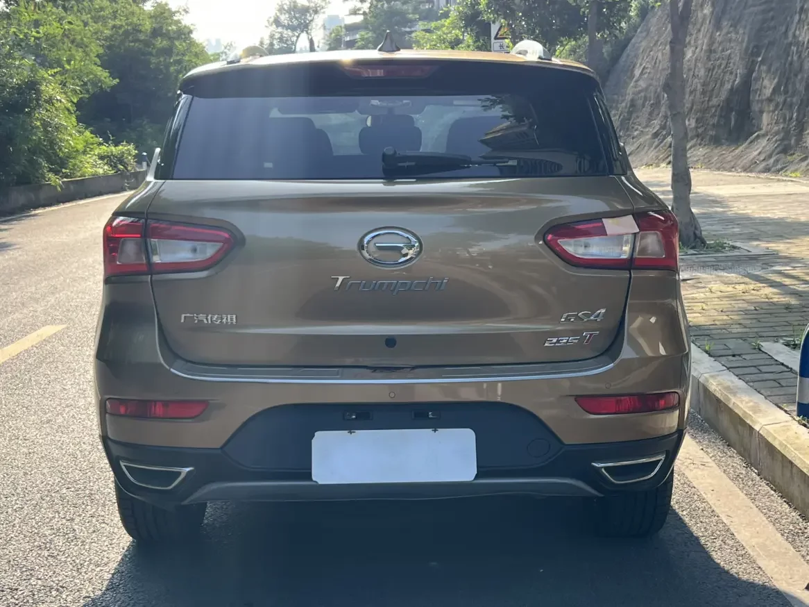 GAC Trumpchi GS4