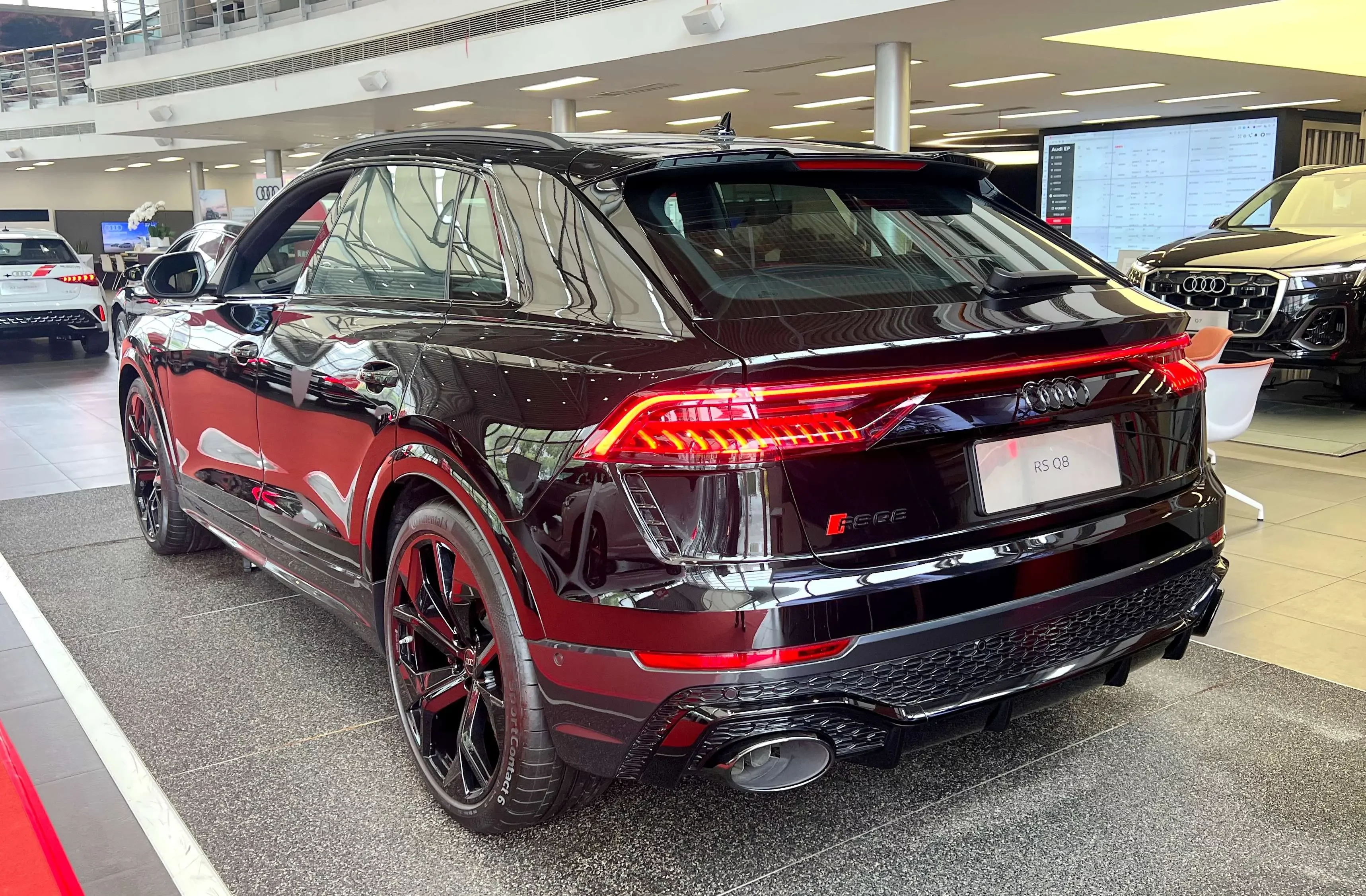 Audi RS Q8
