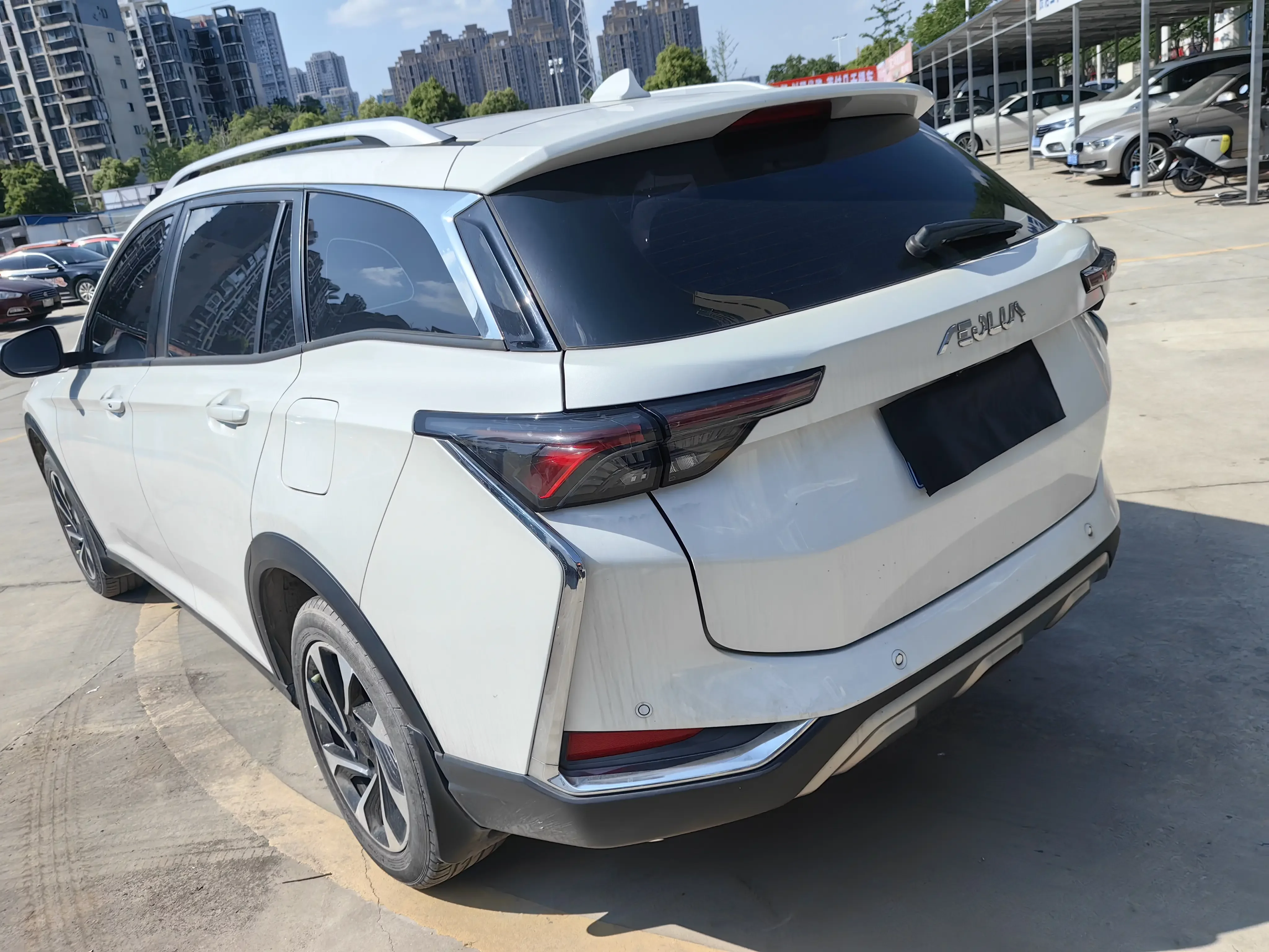 Dongfeng Yixuan GS