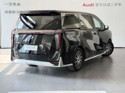 GAC Trumpchi E9 PHEV