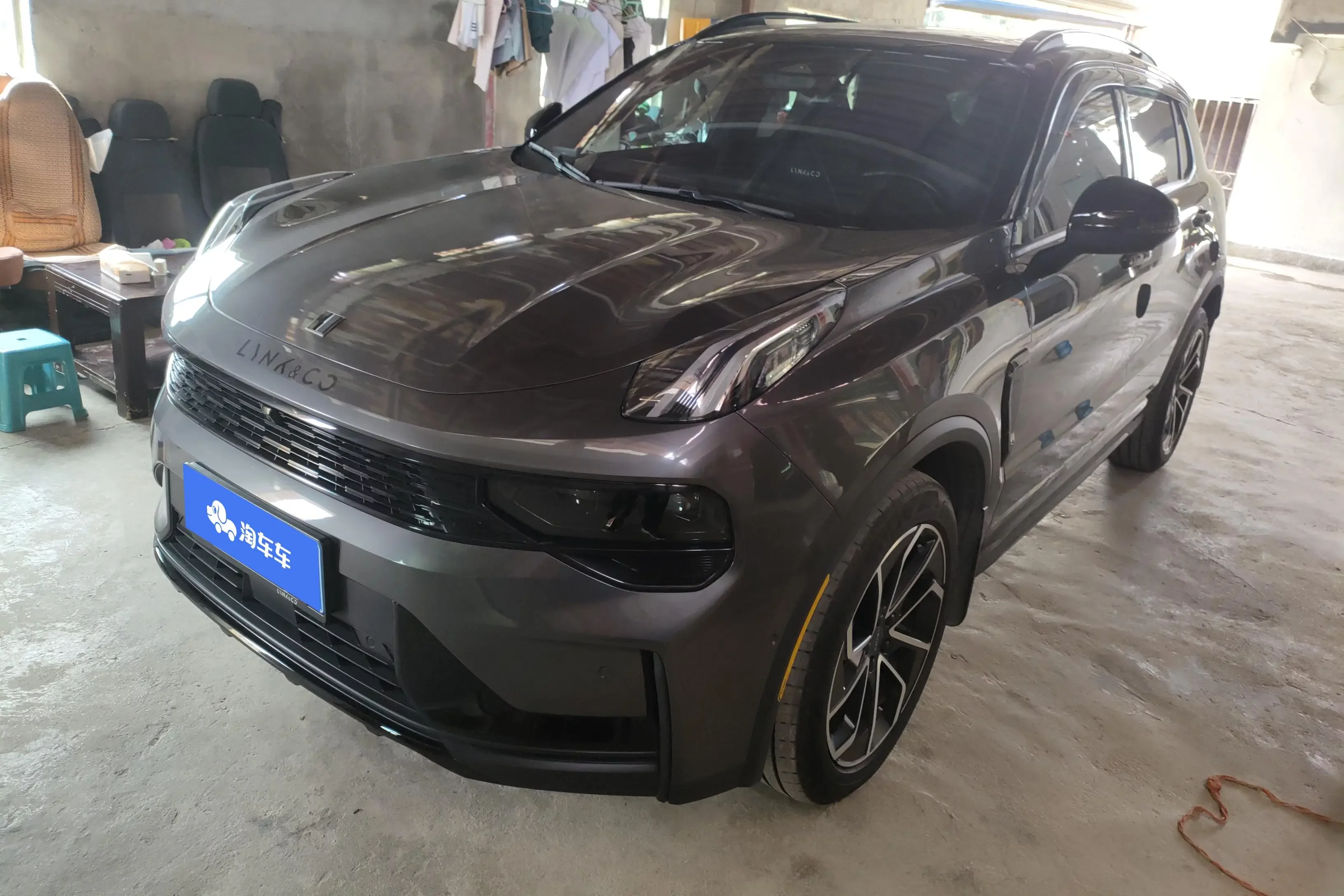 Lynk & Co 01