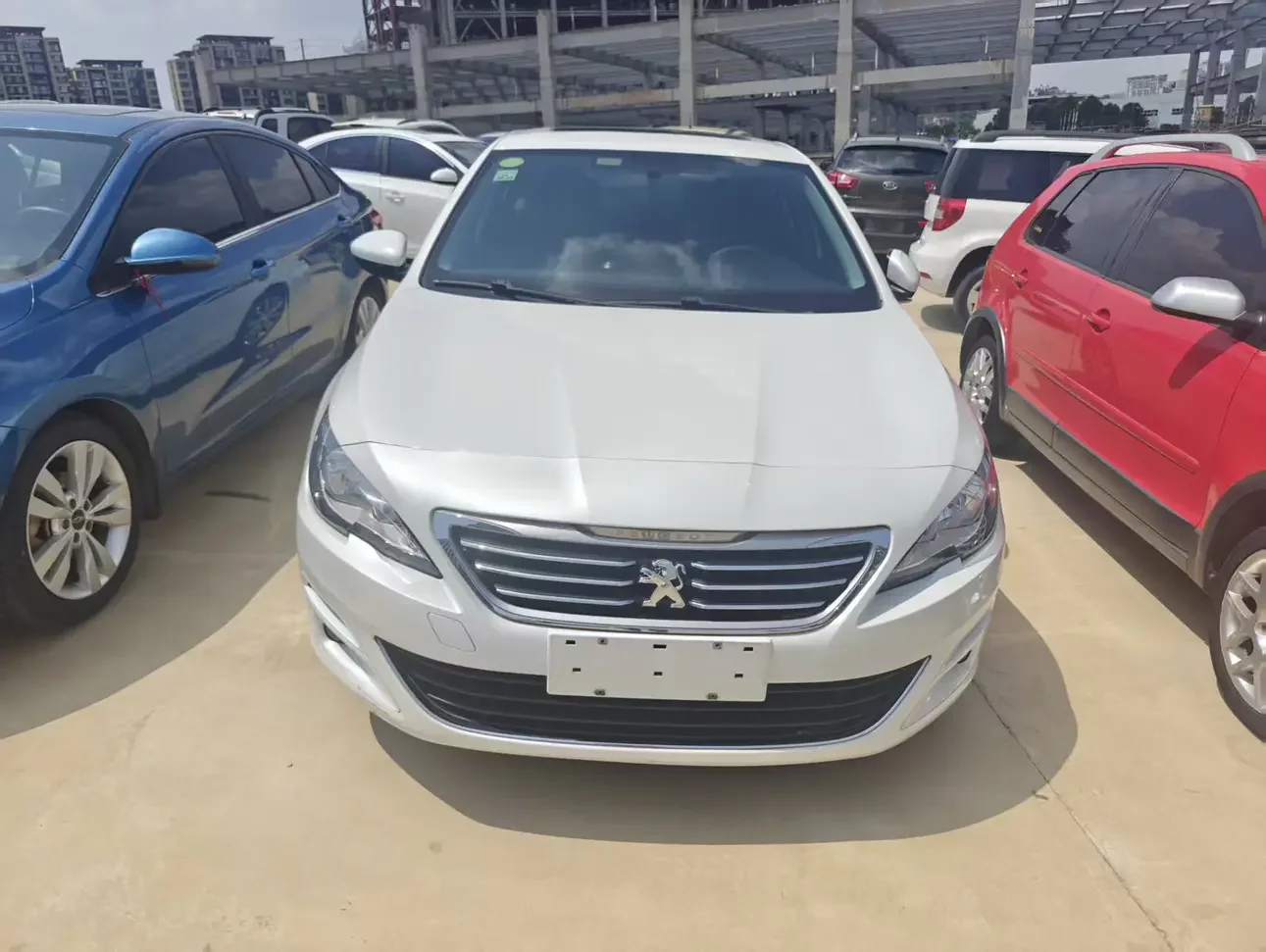 Peugeot 408