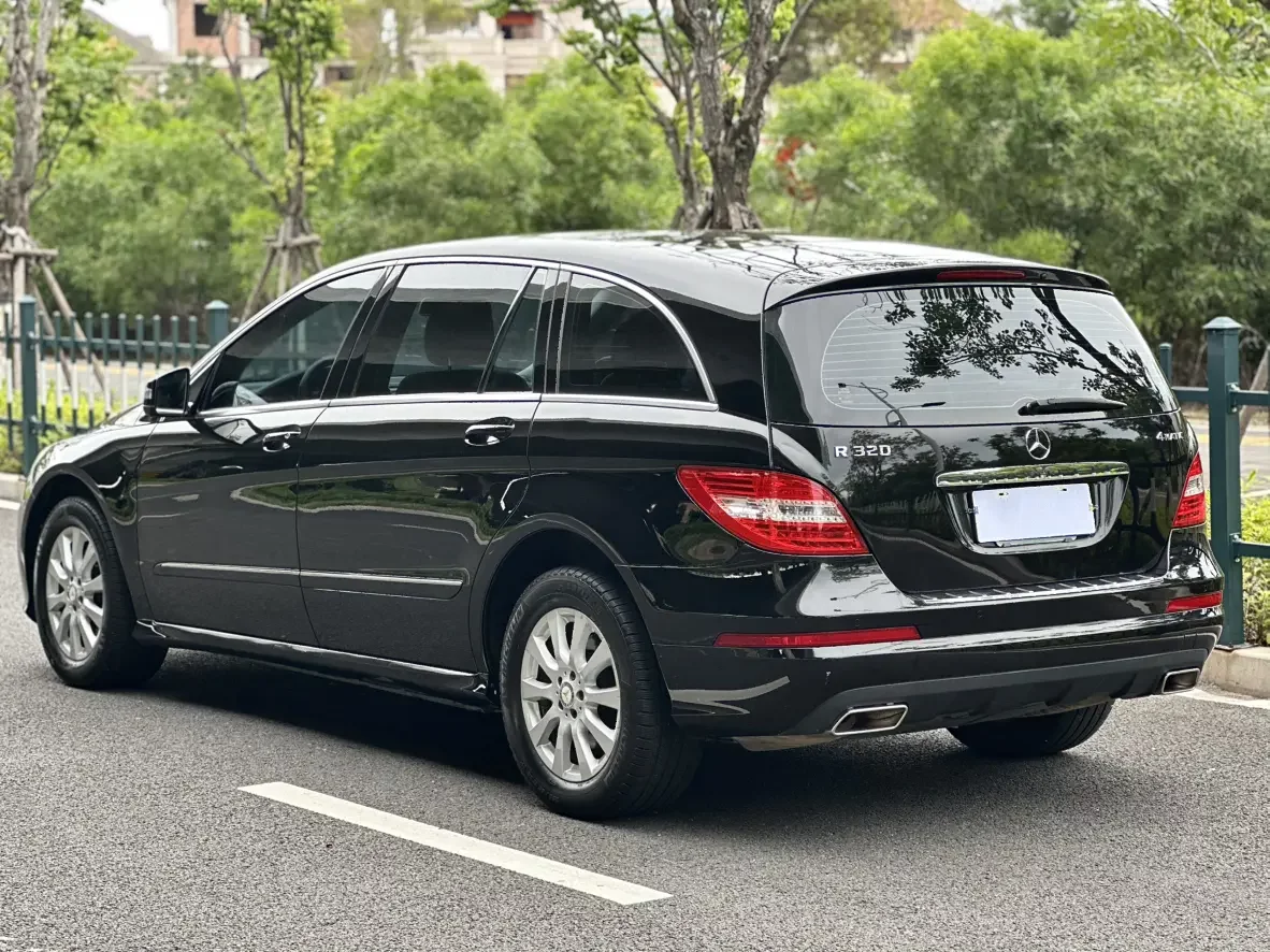 Mercedes-Benz R-Class
