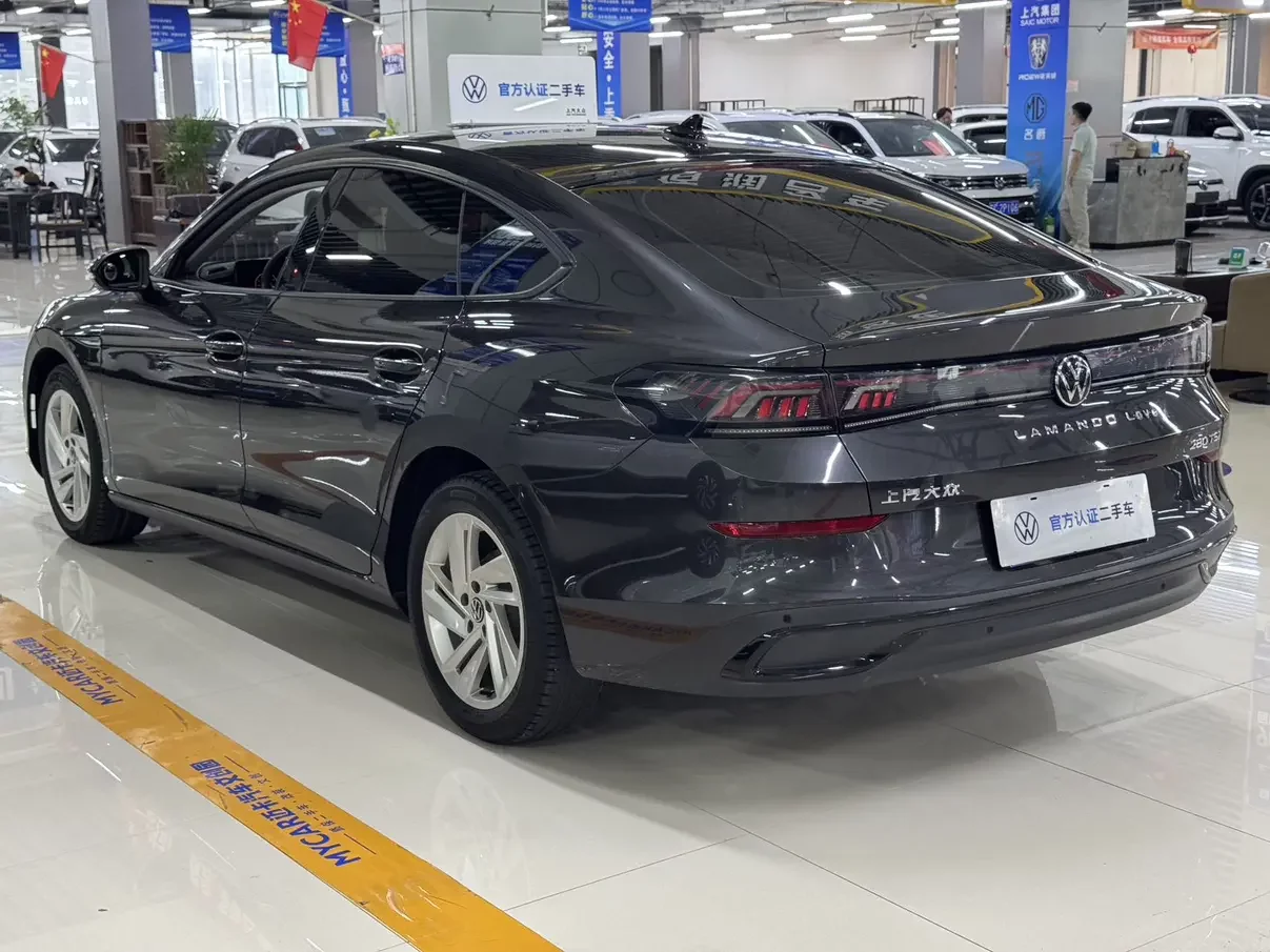 Volkswagen Lamando