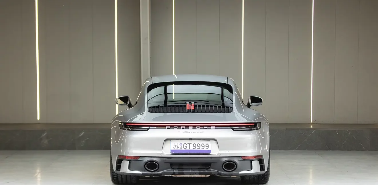 Porsche 911