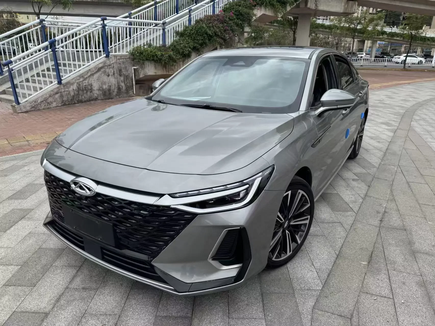 Chery Arrizo 8