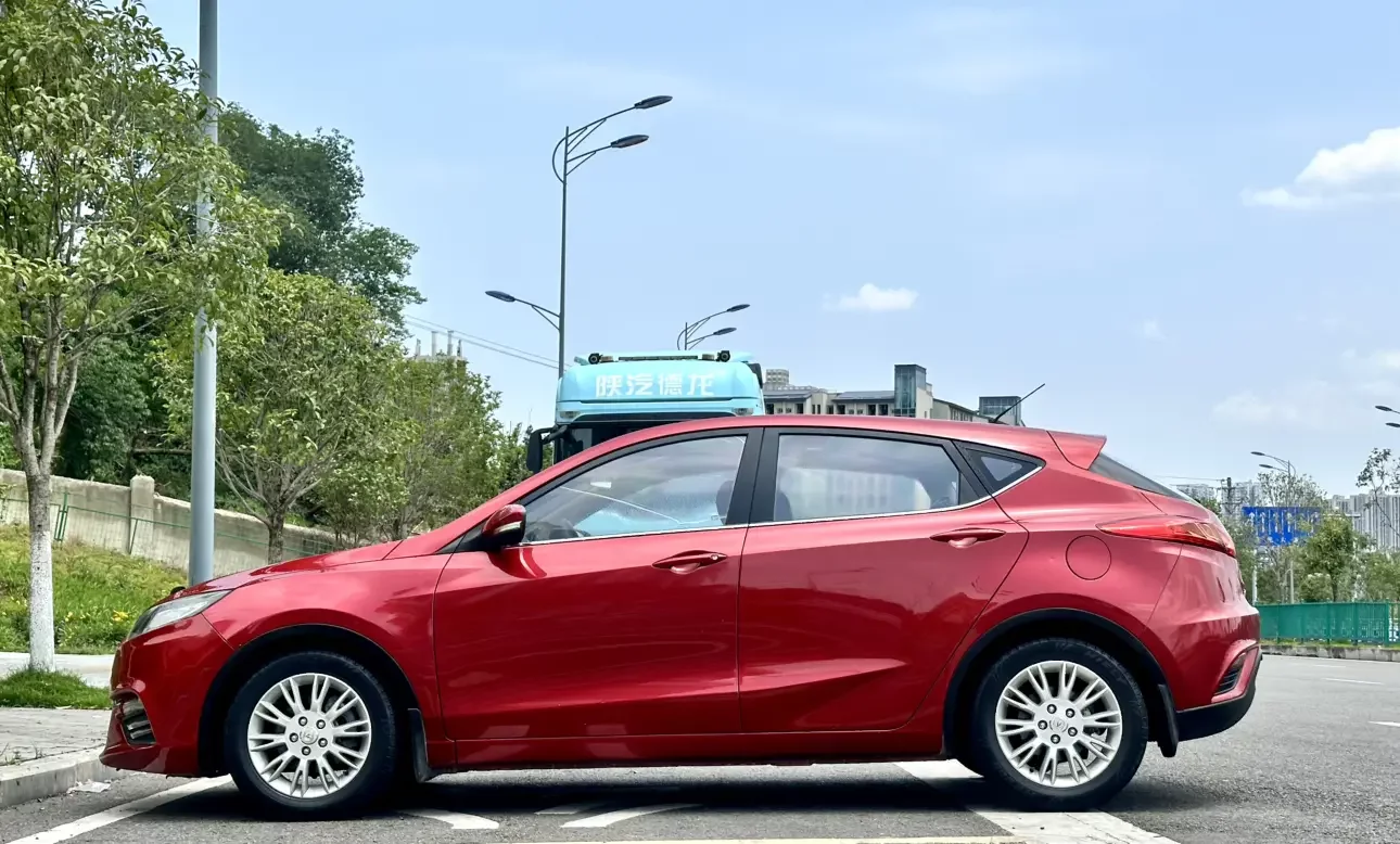 Changan Eado XT