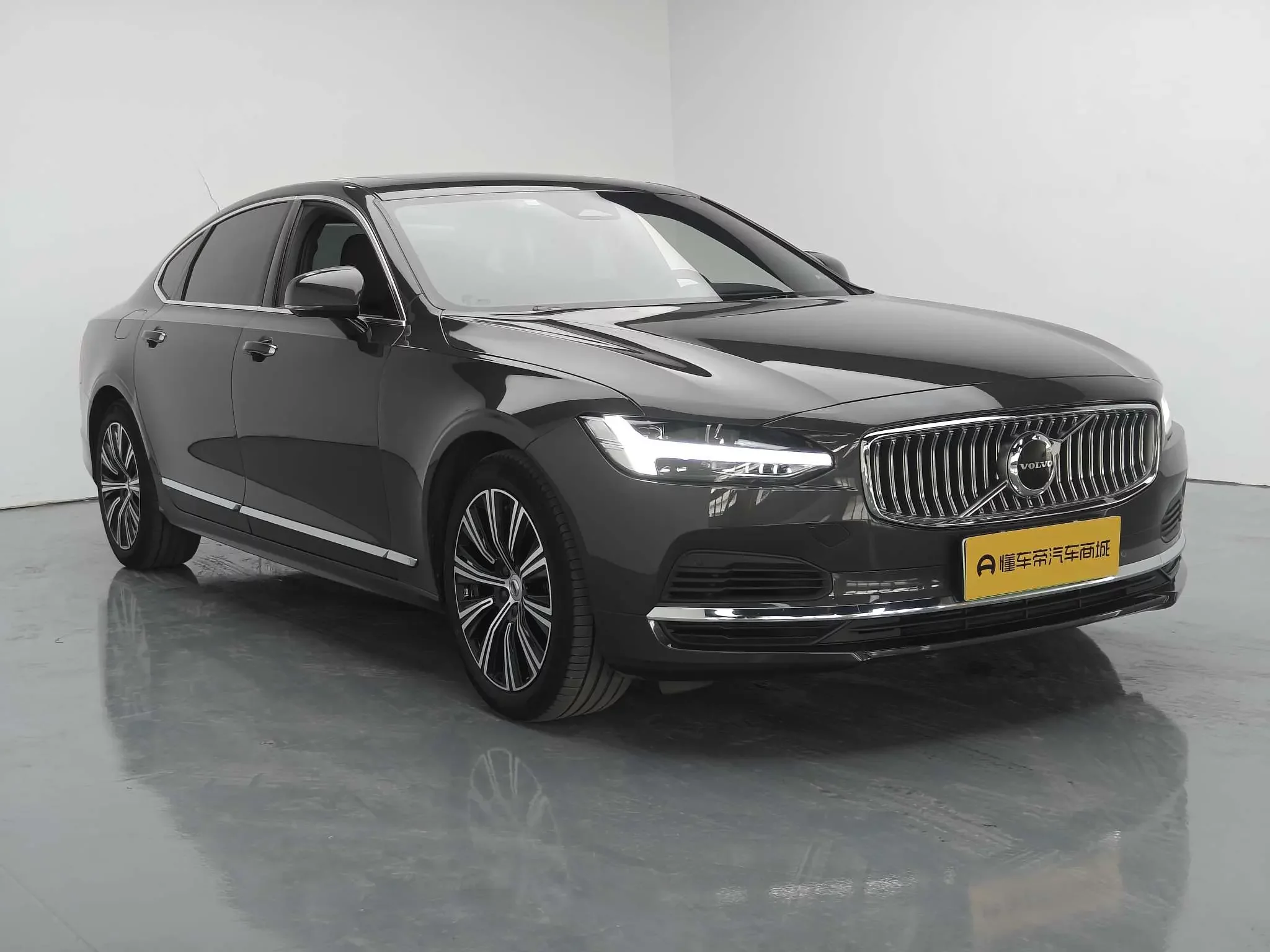 Volvo S90 PHEV