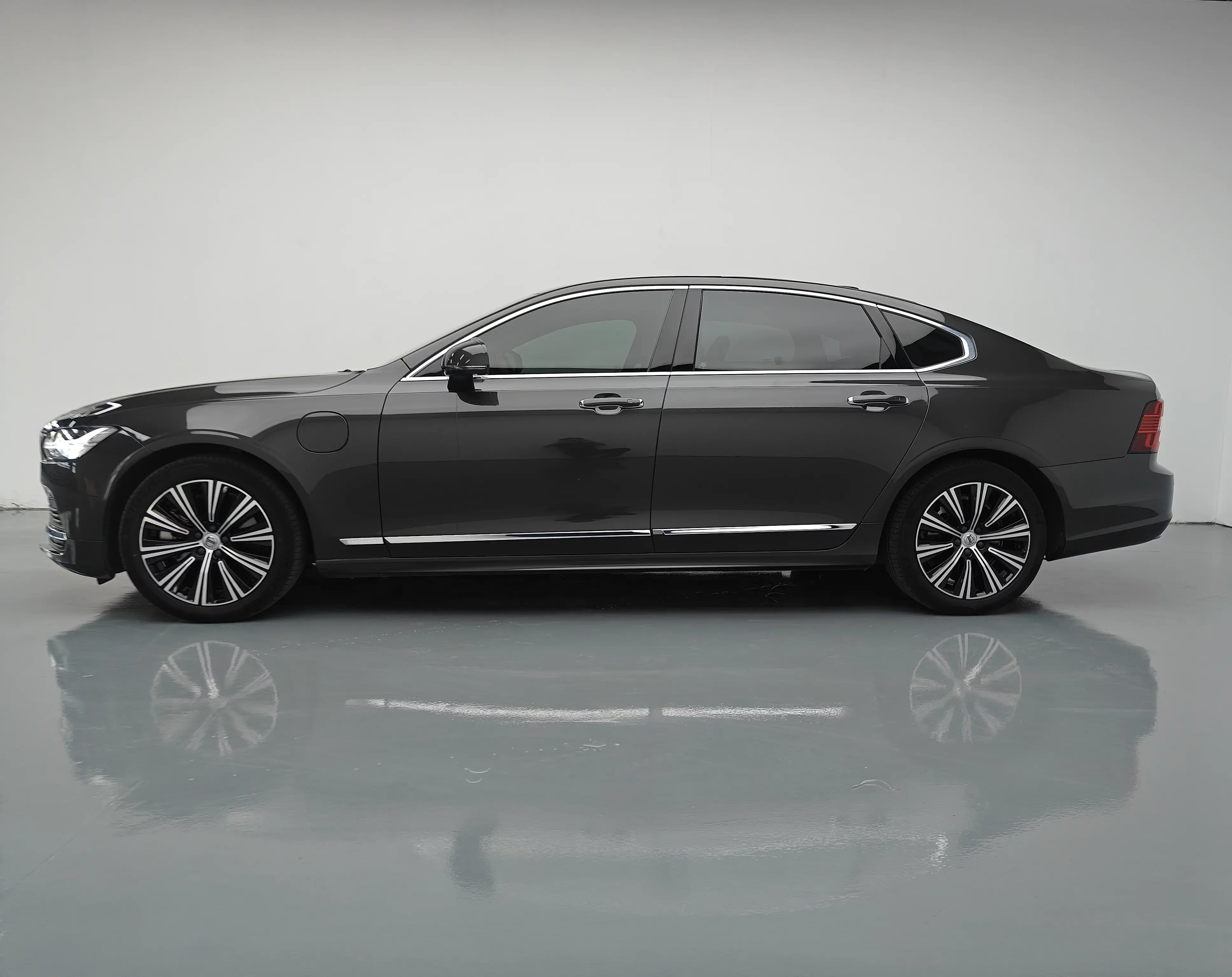 Volvo S90 PHEV