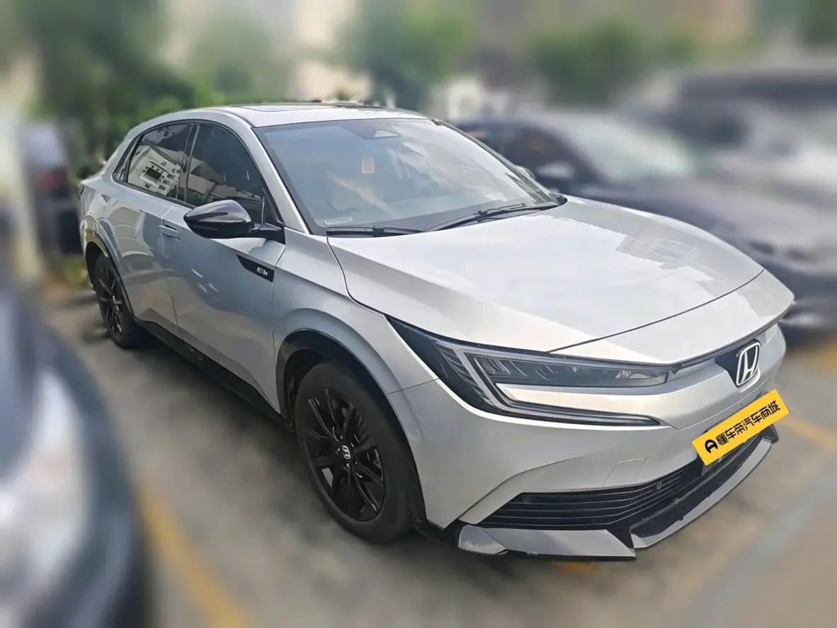 Honda e:NP2 Ji Pai 2