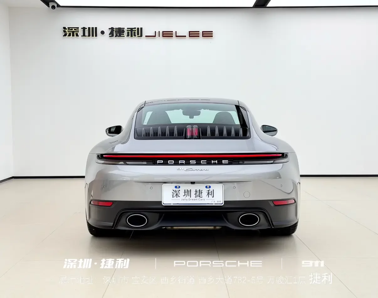 Porsche 911