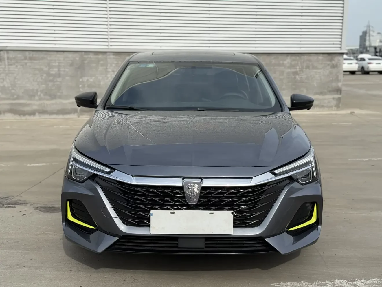 Roewe ei6 MAX