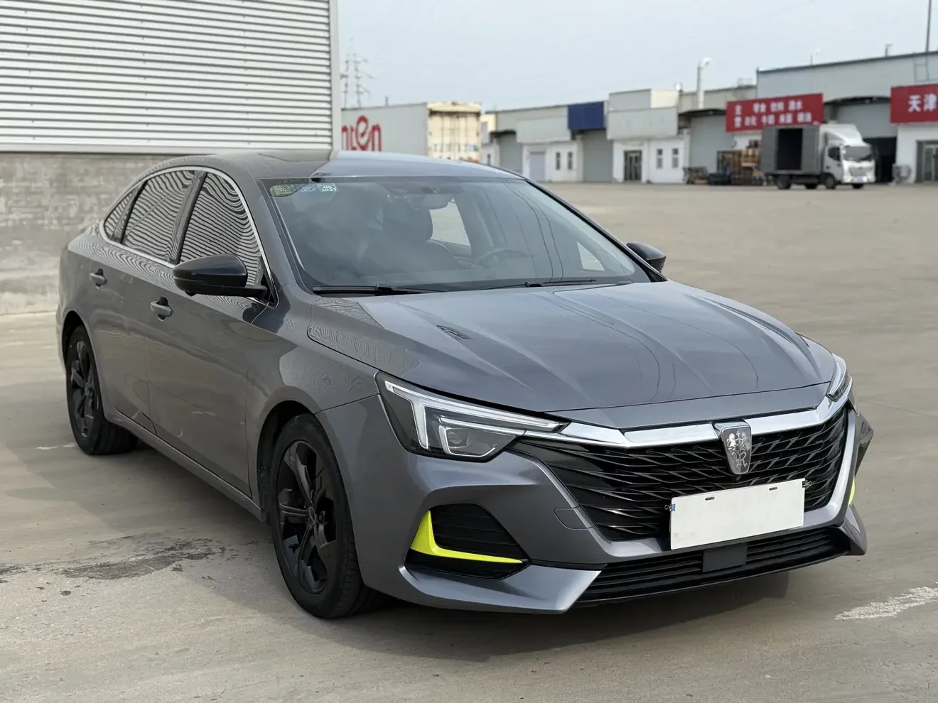 Roewe ei6 MAX