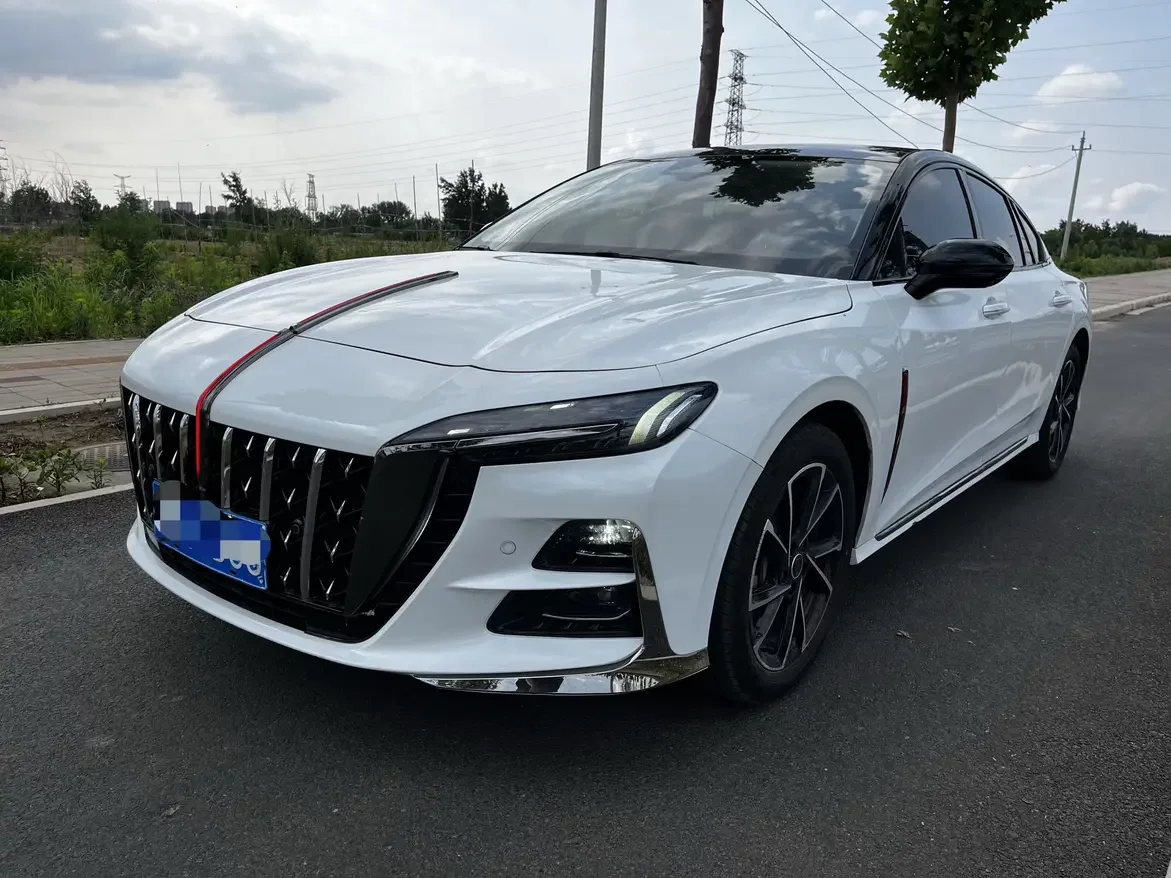 Hongqi H6