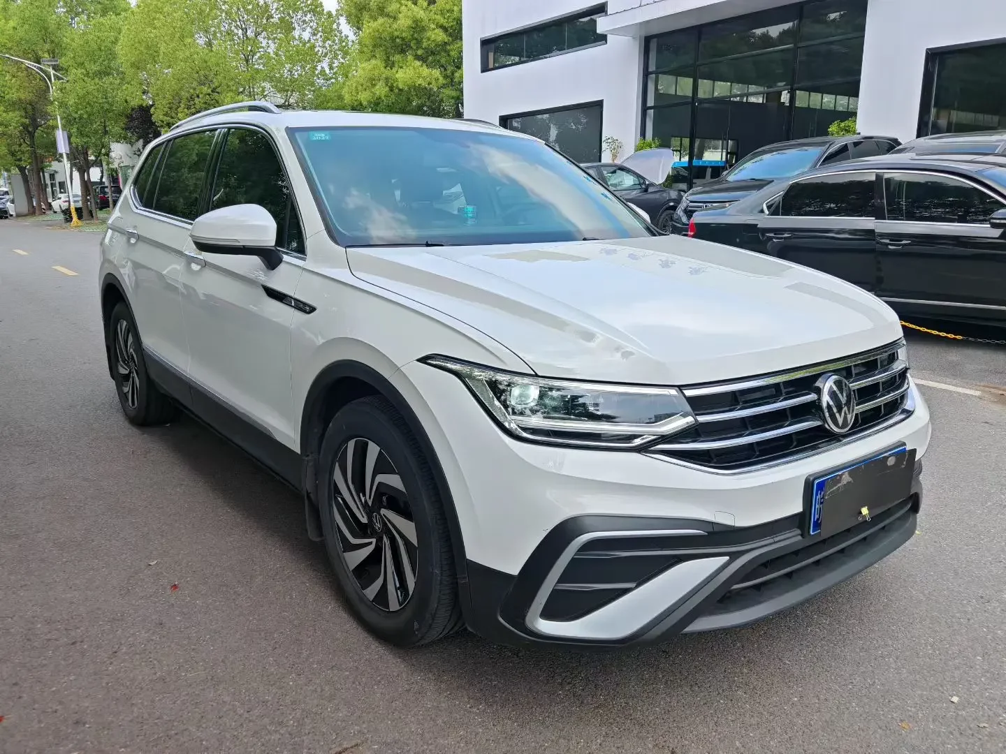Volkswagen Tiguan L