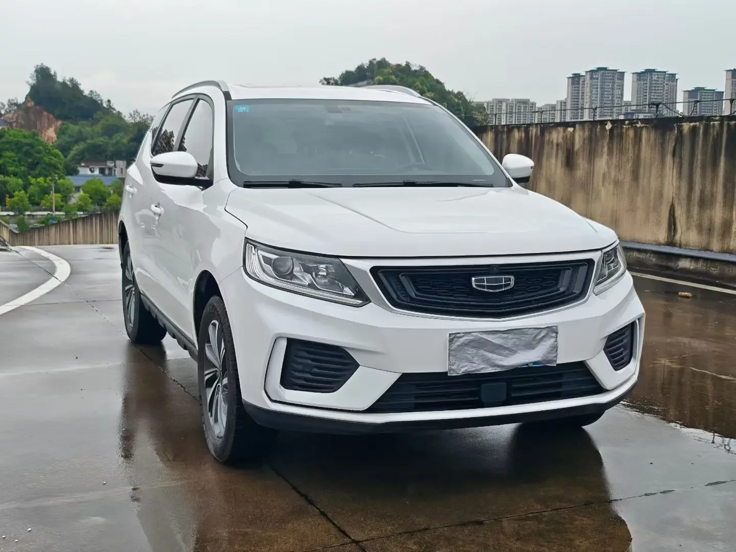 Geely Vision X6
