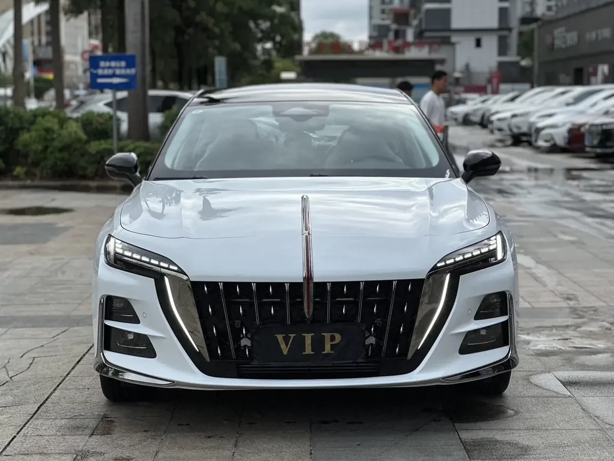 Hongqi H6