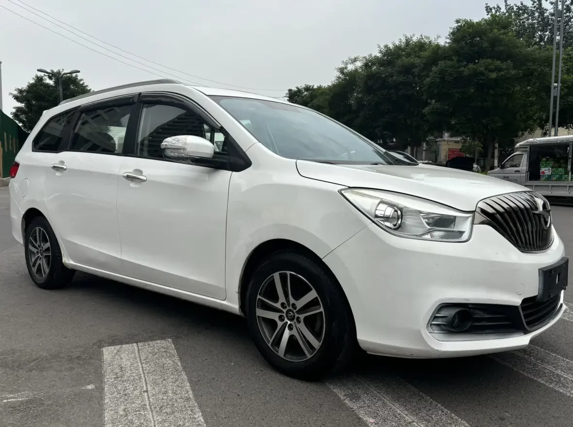 HAIMA V70