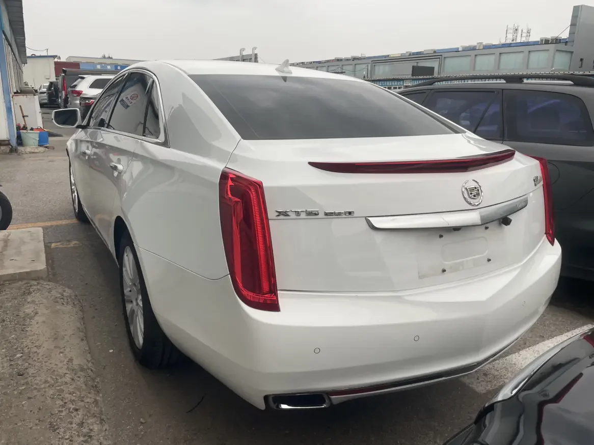 Cadillac XTS