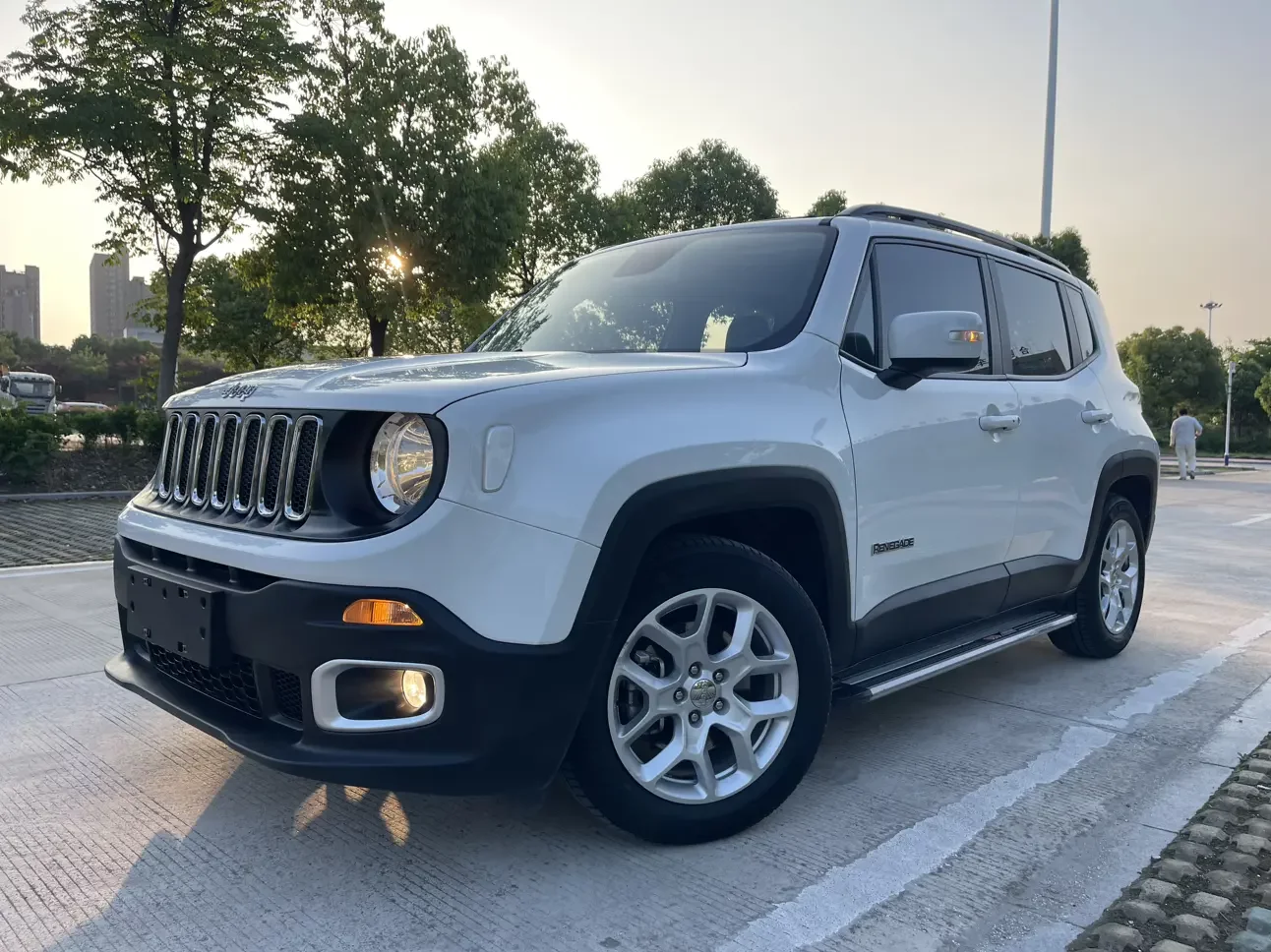 Jeep Freeman