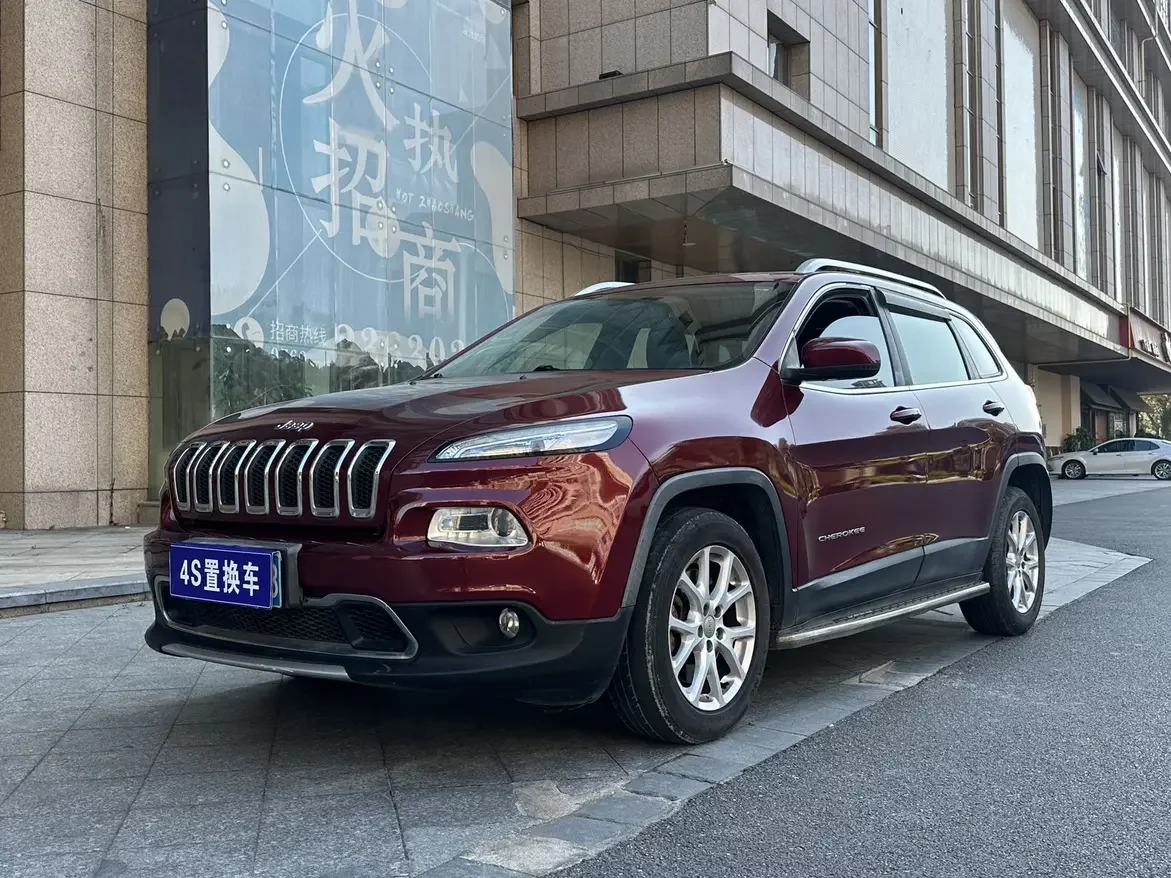 Jeep Cherokee  из Китая