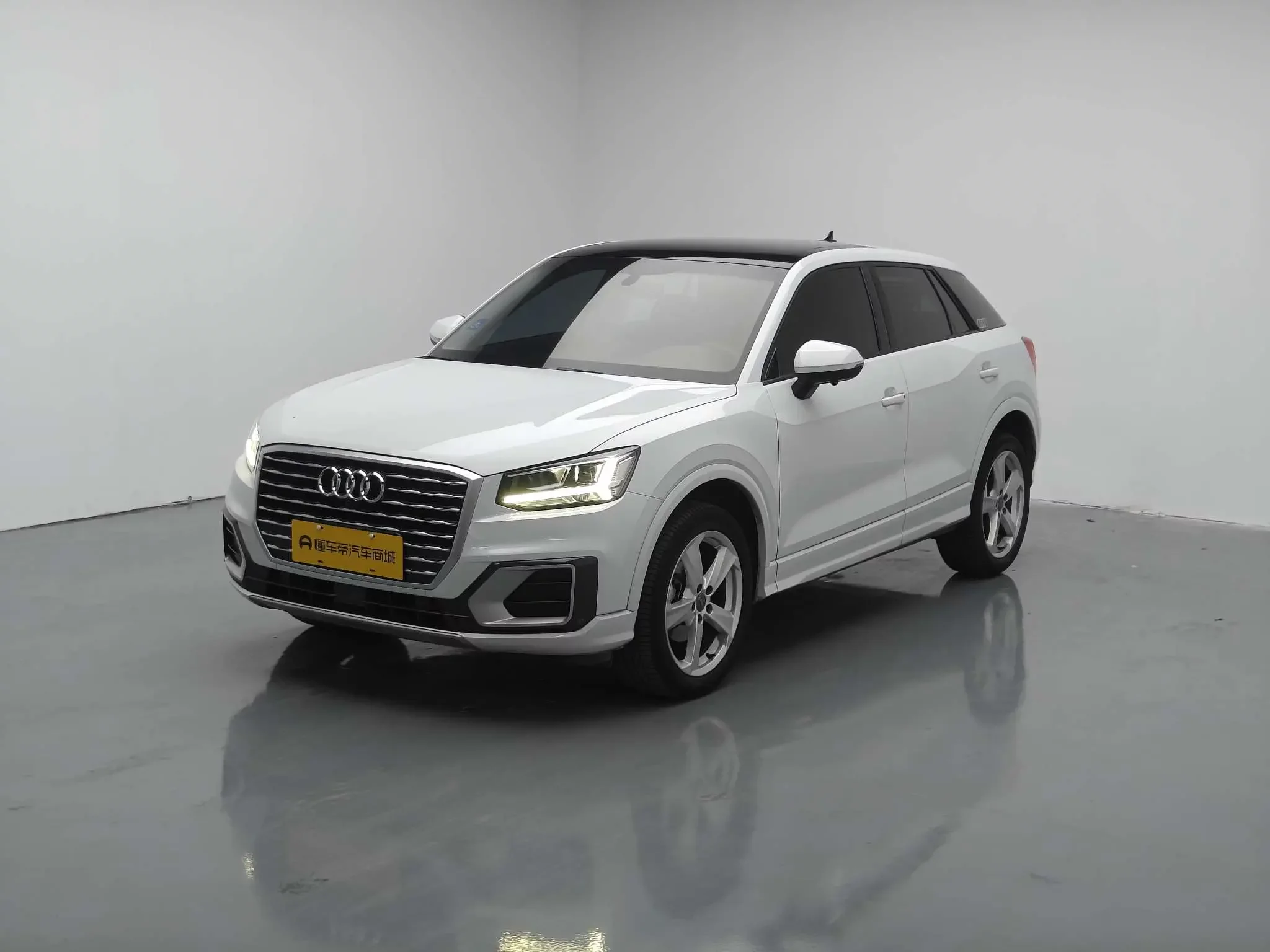 Audi Q2L