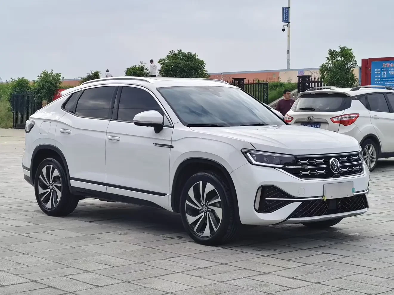 Volkswagen Tayron X