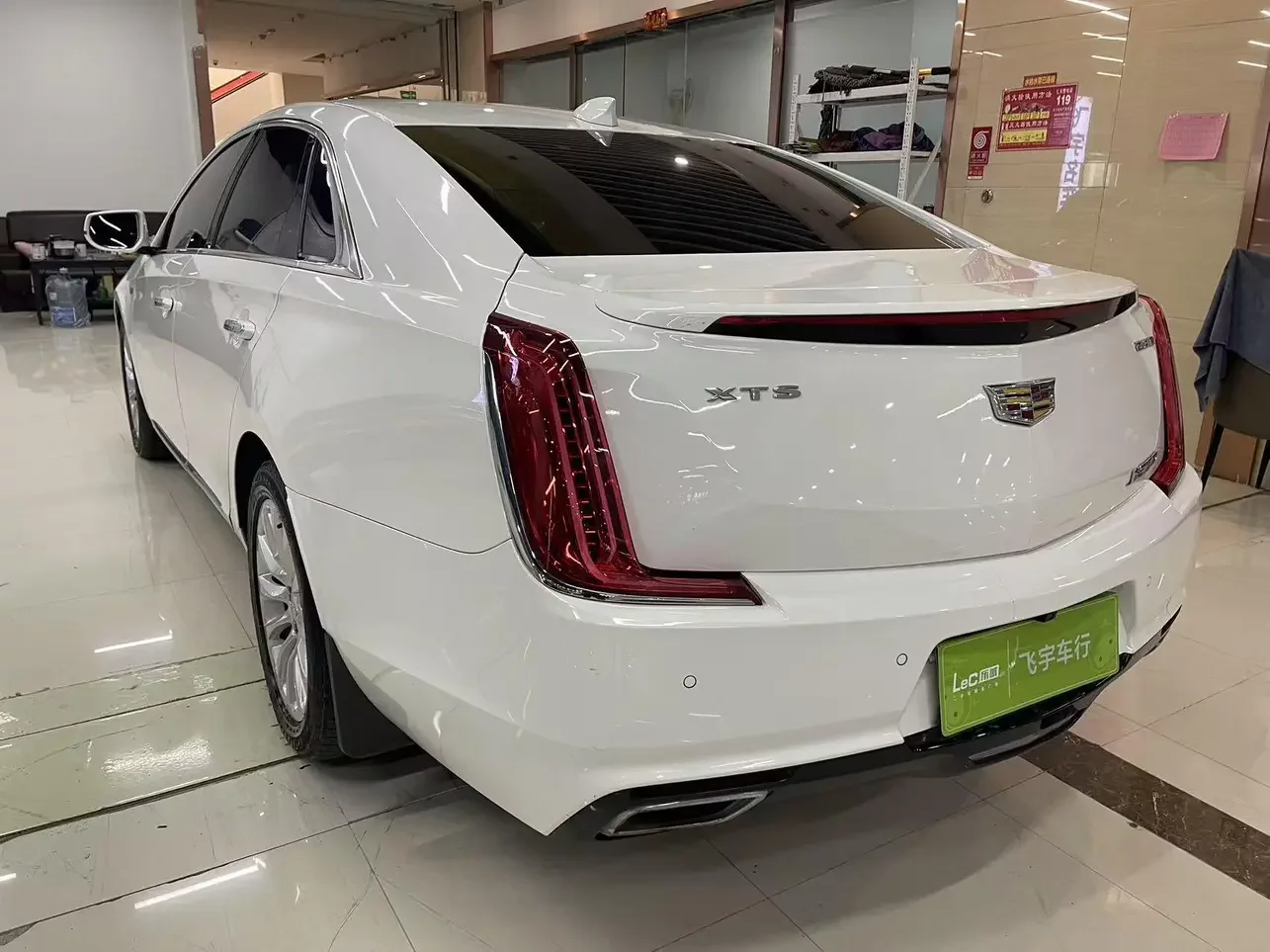 Cadillac XTS