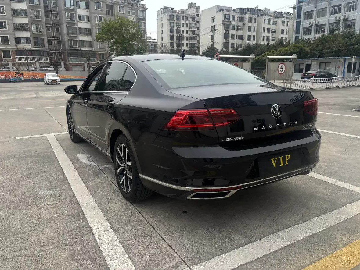 Volkswagen Magotan