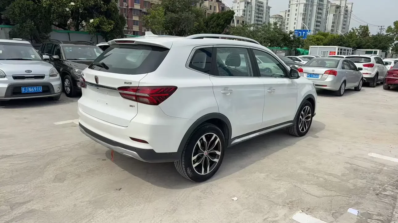 Roewe RX5