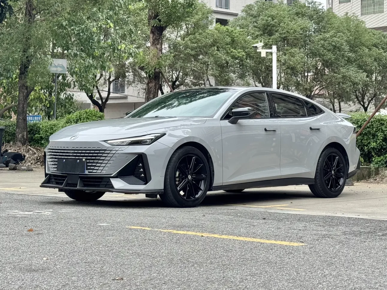 Changan UNI-V  из Китая