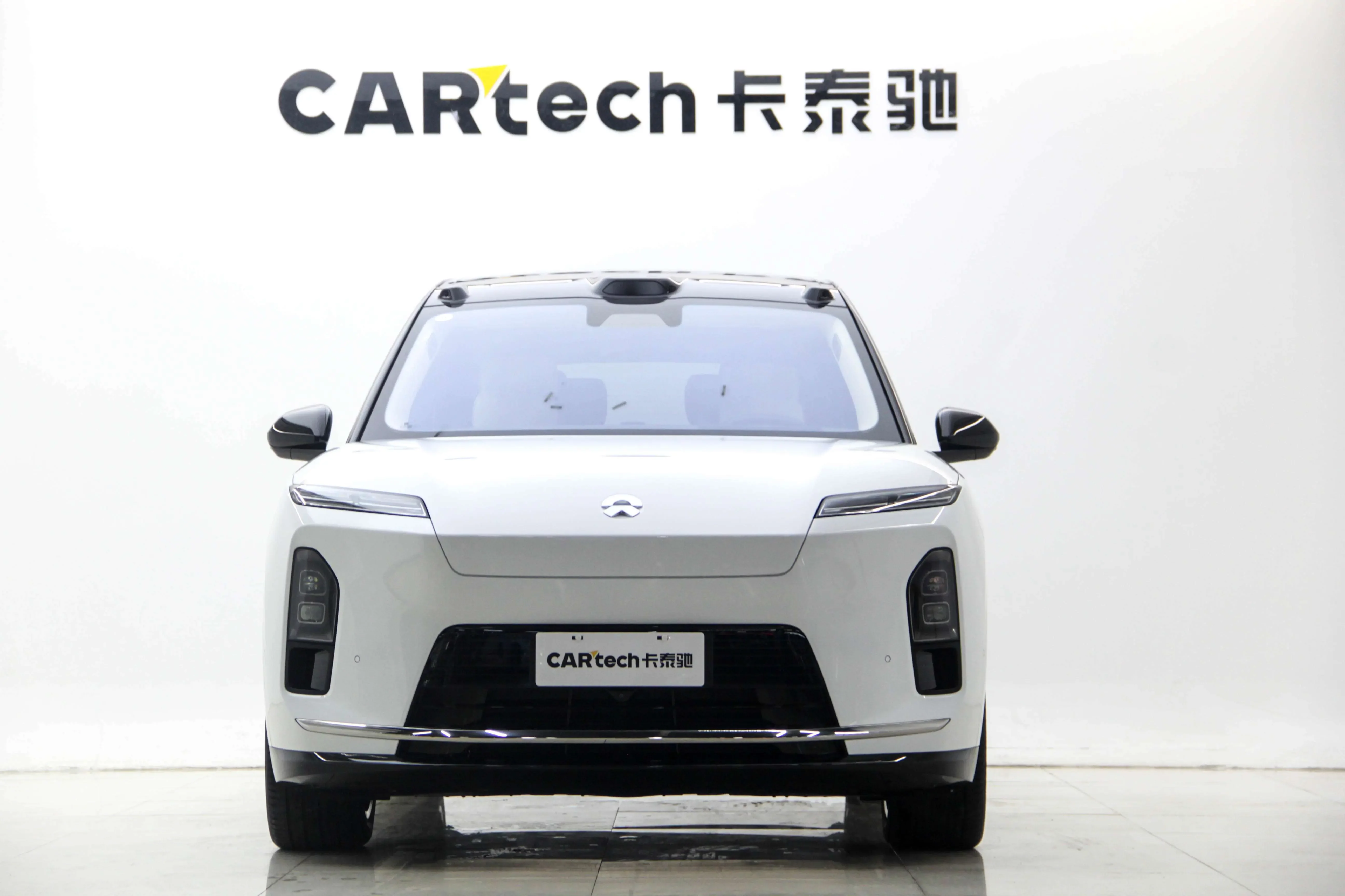 NIO ES8