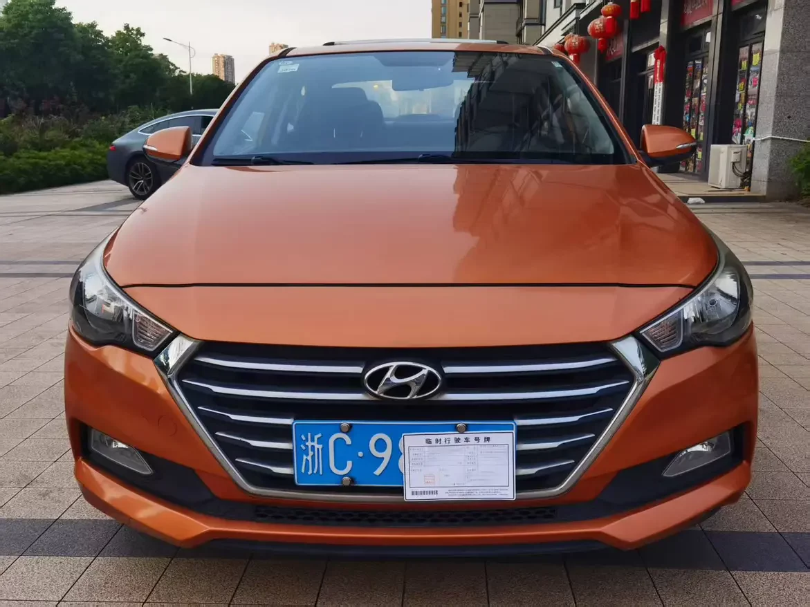 Hyundai Accept