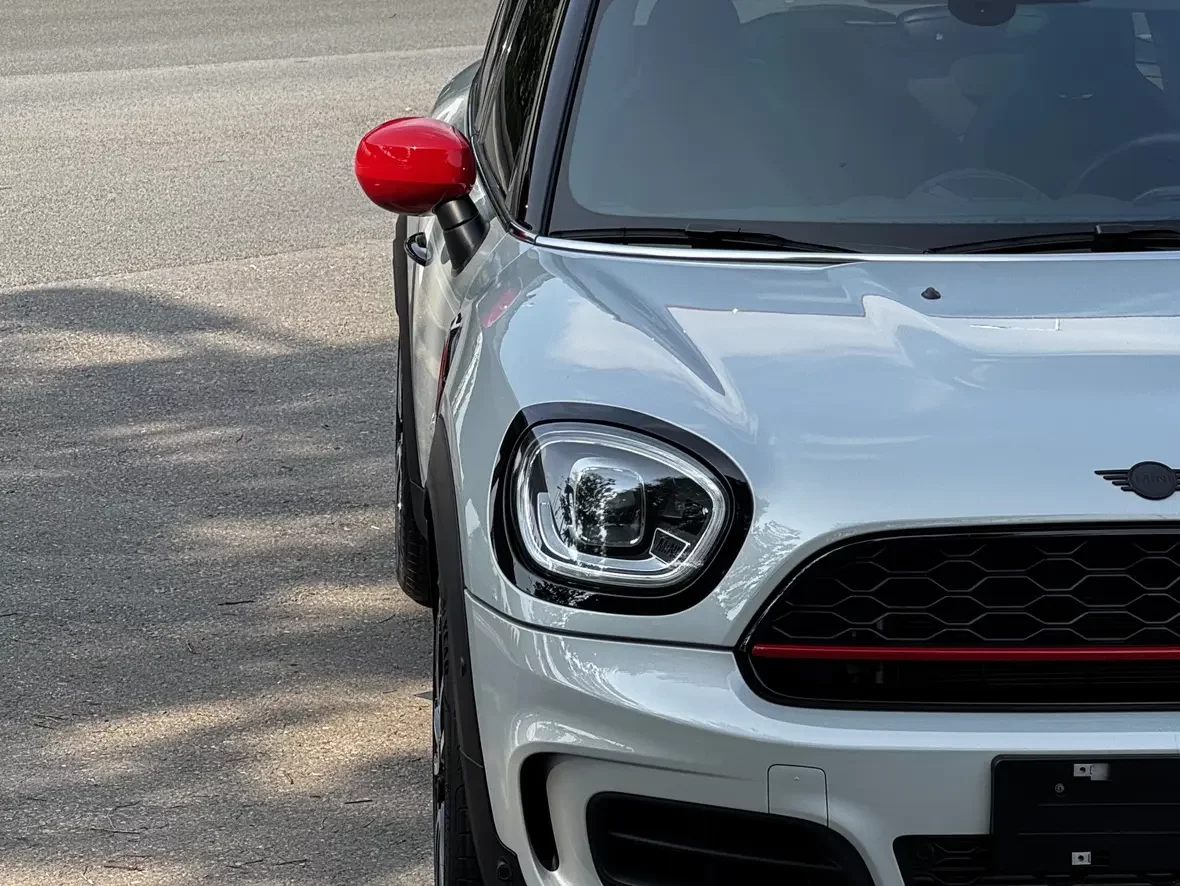MINI JCW COUNTRYMAN
