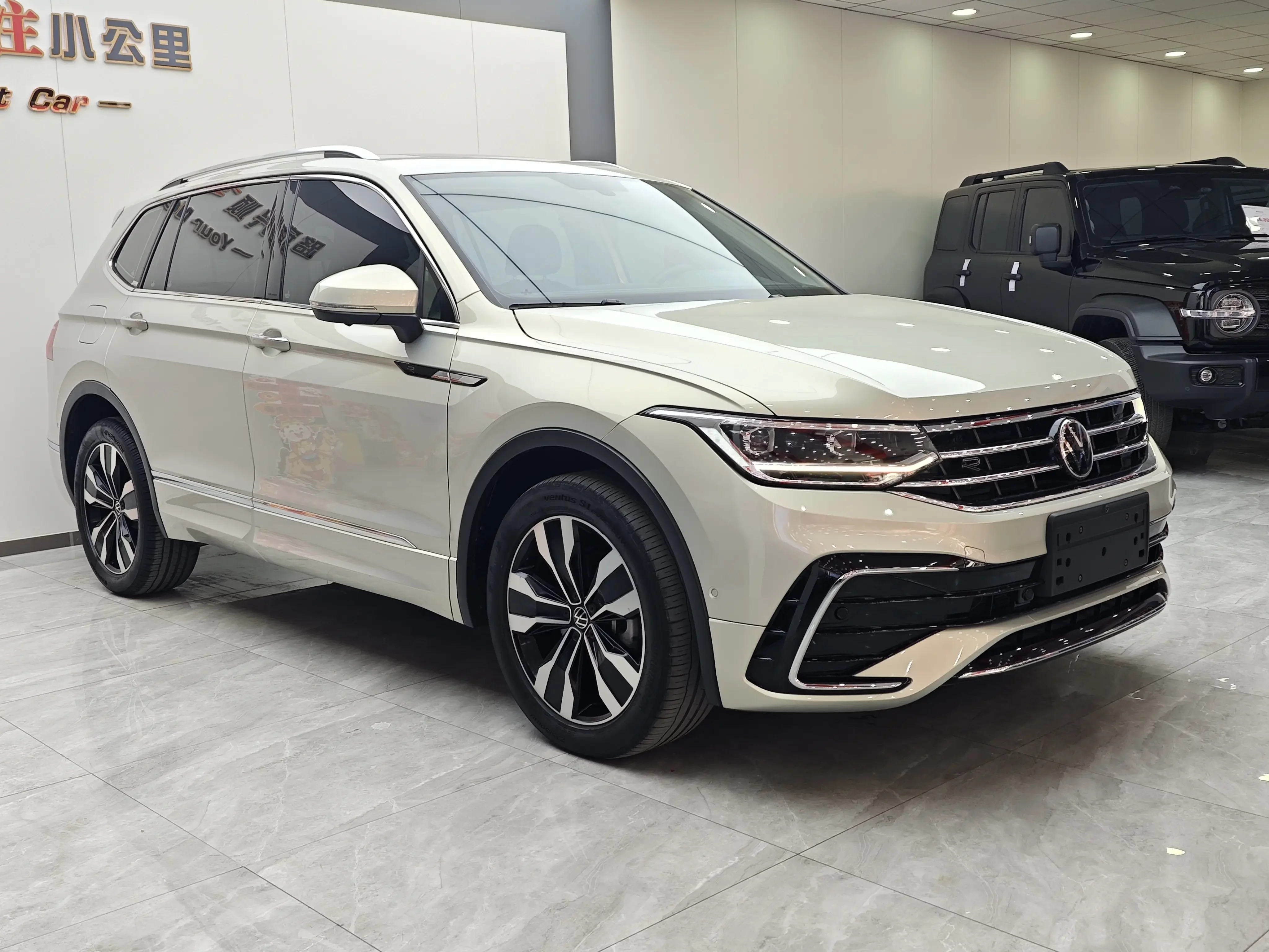 Volkswagen Tiguan L