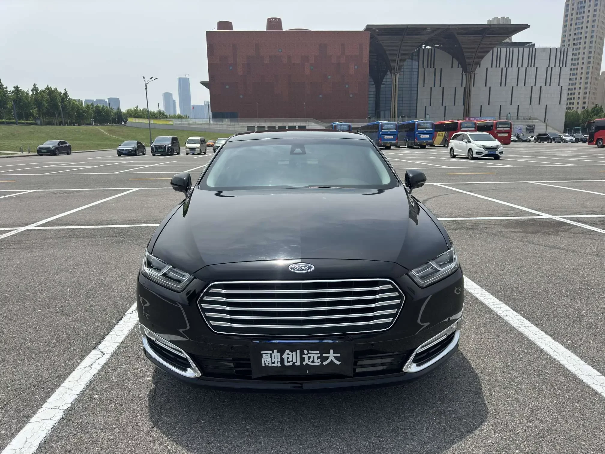 Ford Taurus